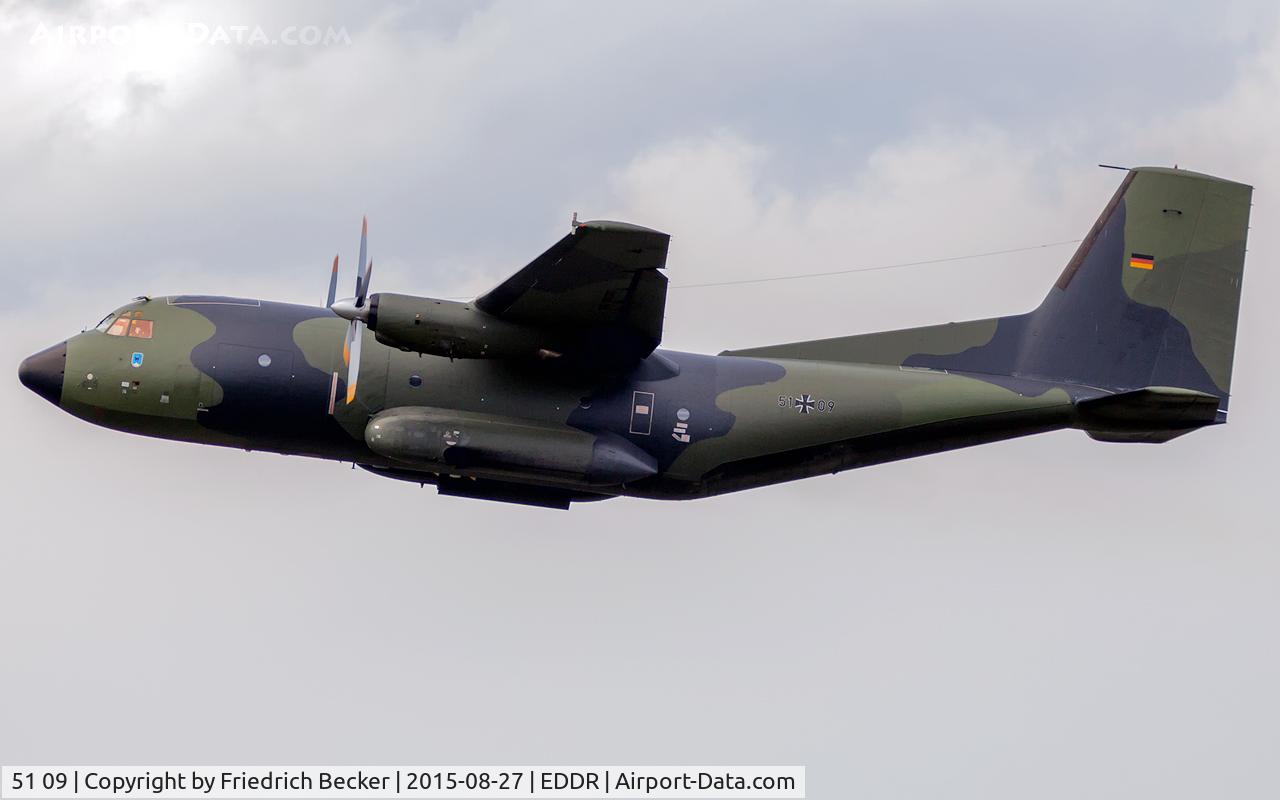 51 09, Transall C-160D C/N D146, departure from Saarbrücken