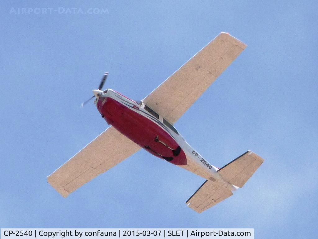 CP-2540, Cessna 210 C/N 210-61080, Flying over Santa Cruz de la Sierra