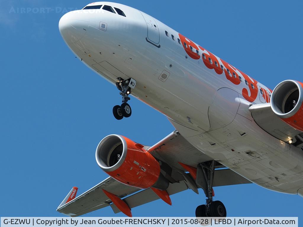 G-EZWU, 2014 Airbus A320-214 C/N 6095, U22031 landing from Luton