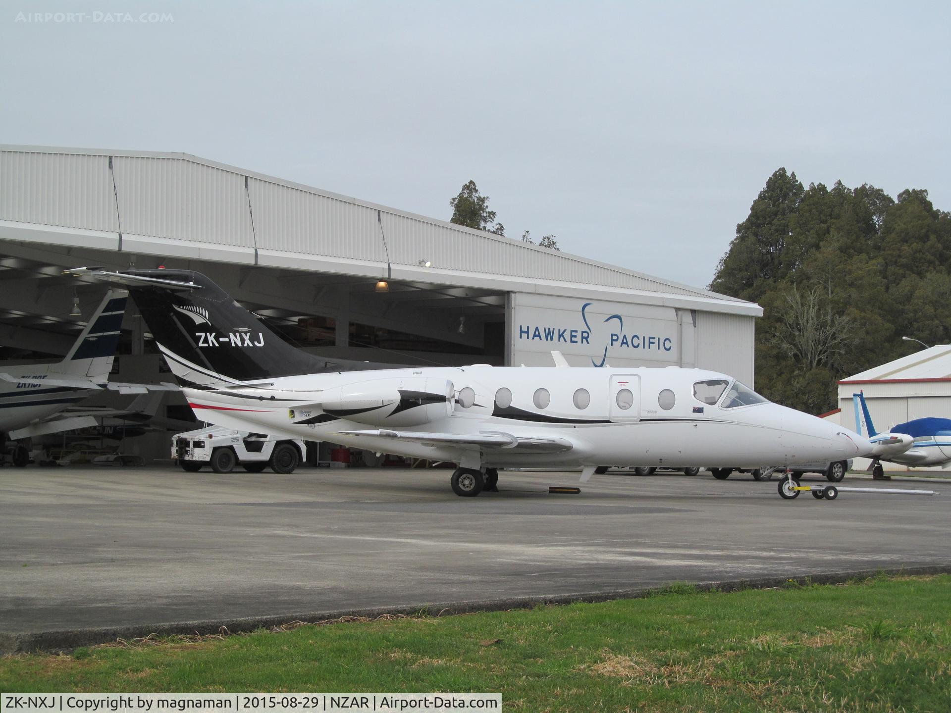 ZK-NXJ, 1998 Raytheon Beechjet 400A C/N RK-210, lovely shape medic biz