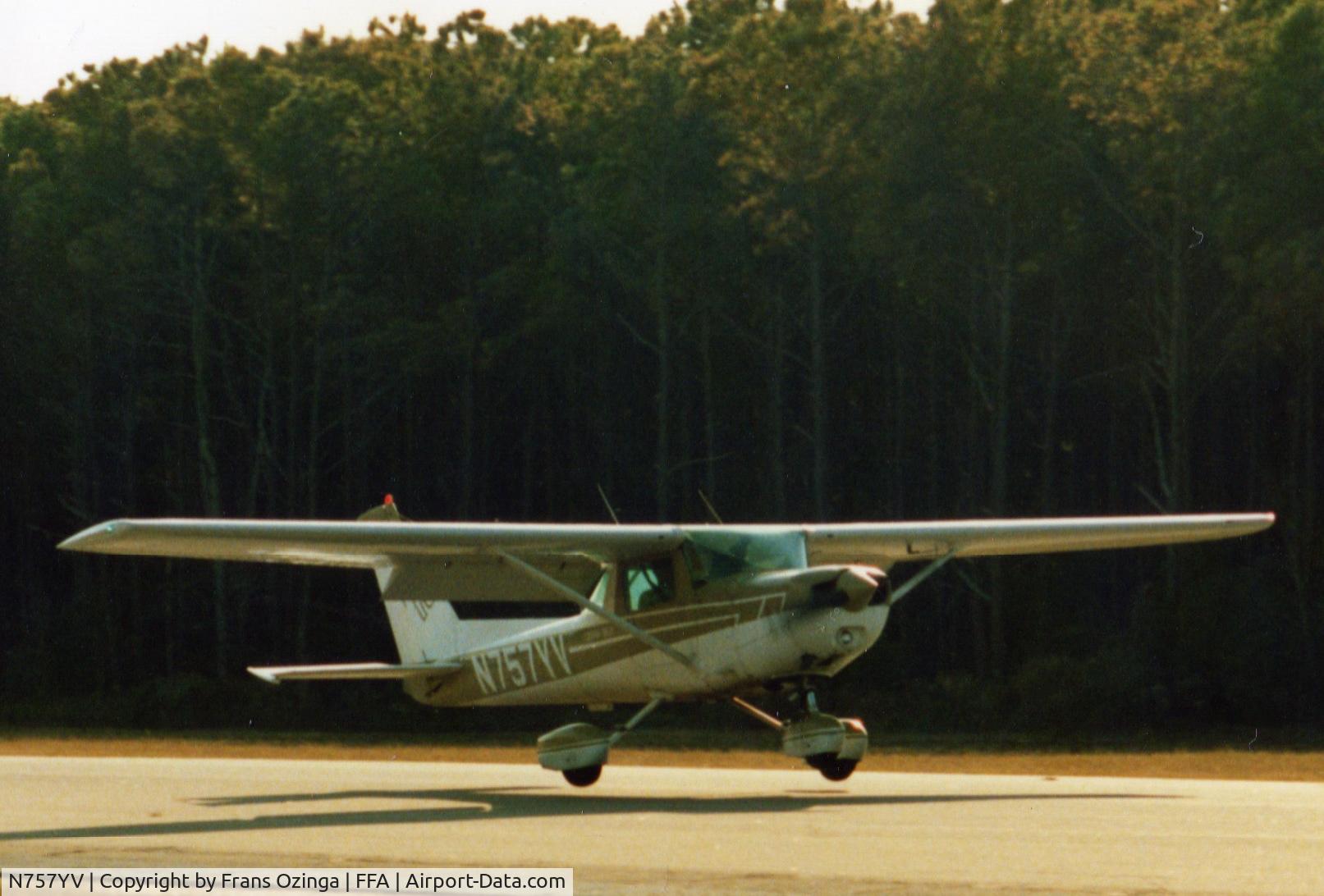 N757YV, 1977 Cessna 152 C/N 15280118, Windy day at First Flight, Kill Devil Hills, NC, USA