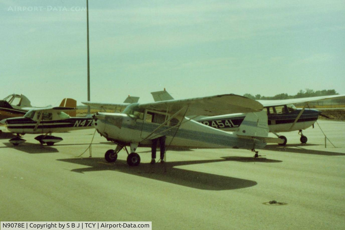 N9078E, 1946 Aeronca 11AC Chief C/N 11AC-710, 78E at Tracy,Ca being prepared for painting in 1985. Note-the C172 54L & C150 02X (my 150 at the time) seen in pic are now both residing in Florida.Amazing how planes move around.