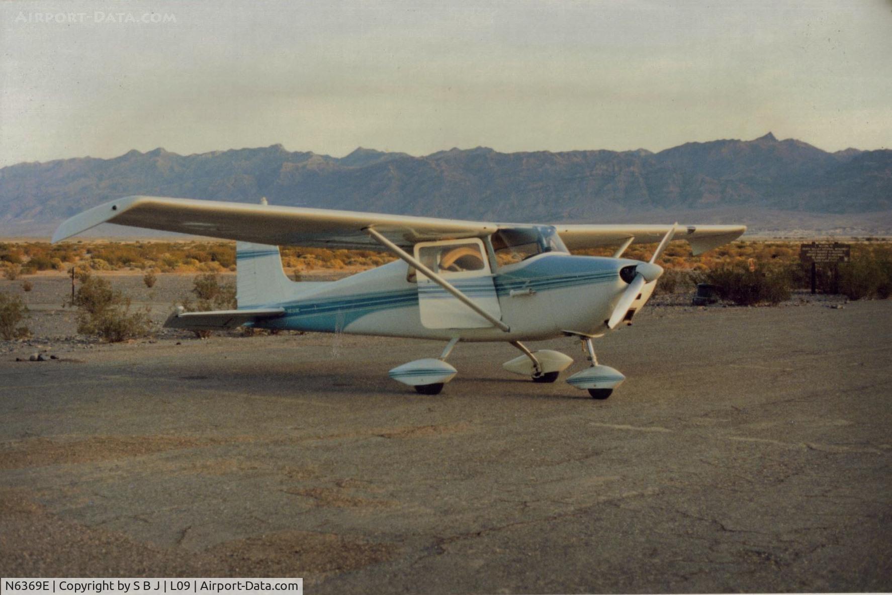 N6369E, 1959 Cessna 172 C/N 46469, 69E at Stove Pipe Wells airport with amazing Death Valley as a backdrop. Not a bad setting!