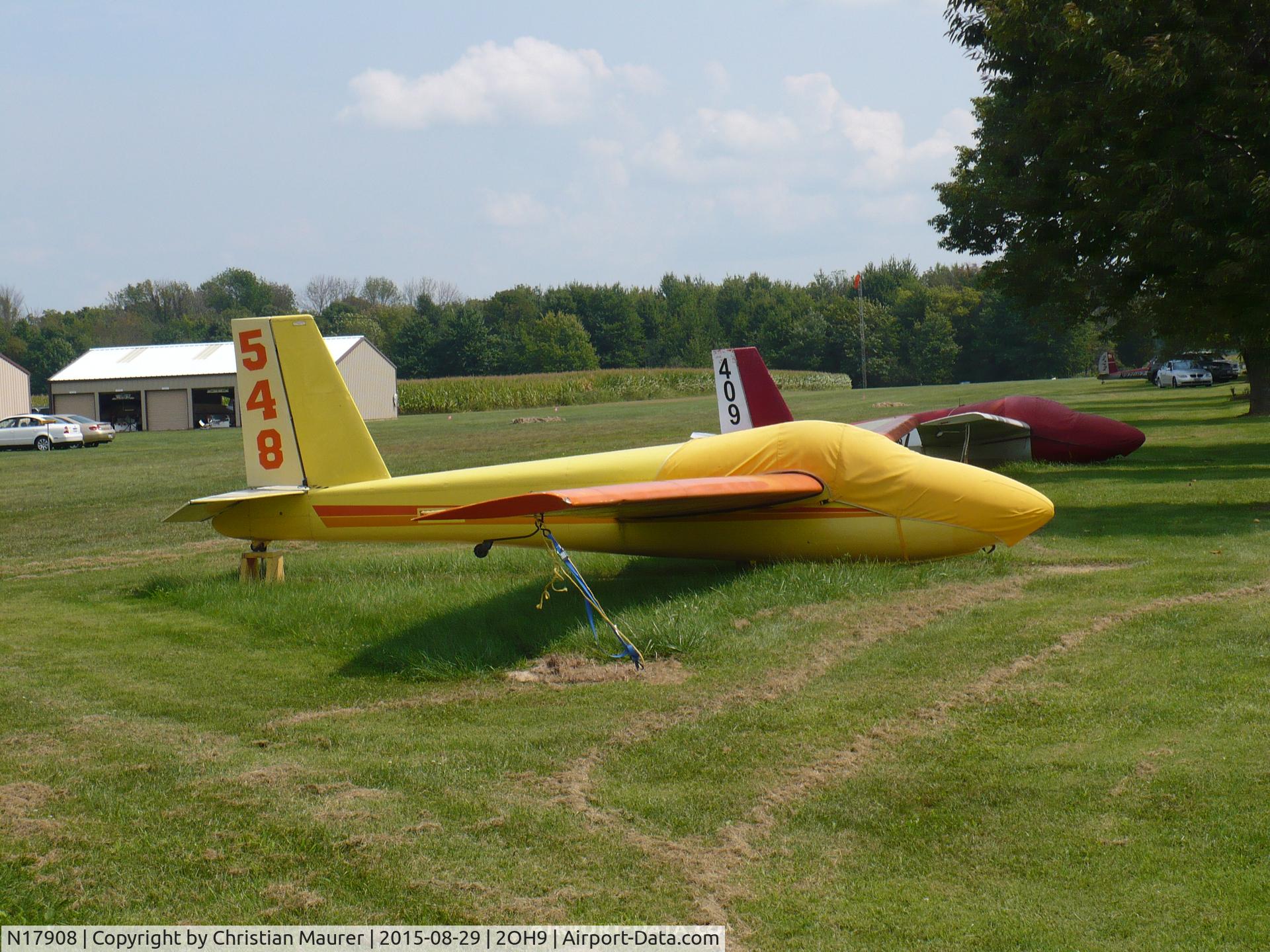 N17908, 1973 Schweizer SGS 1-26E C/N 548, SGS-126 E Tied Down