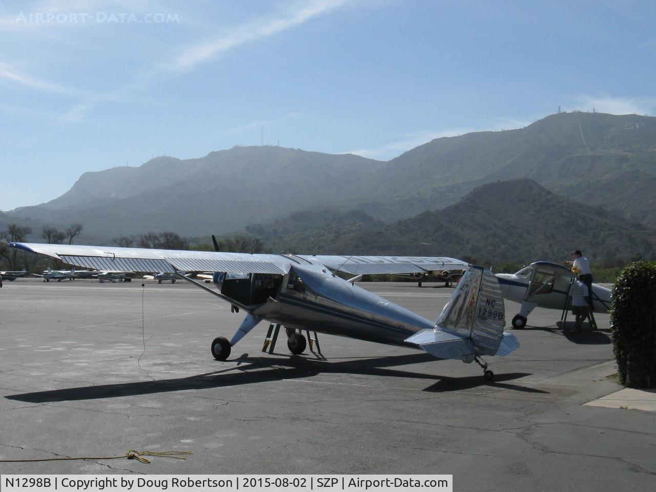N1298B, 1947 Luscombe 8E Silvaire C/N 5925, 1947 Luscombe 8E SILVAIRE, Continental A&C85 85 Hp, refueling