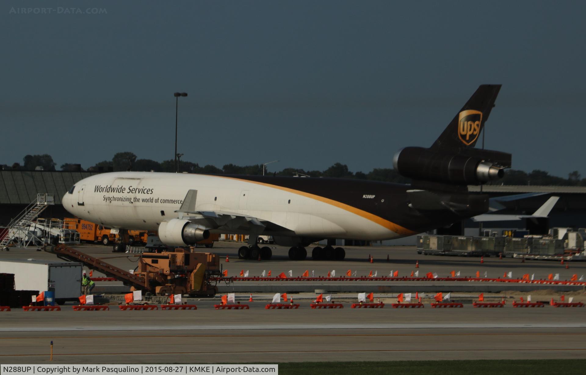 N288UP, 1994 McDonnell Douglas MD-11F C/N 48540, MD-11F