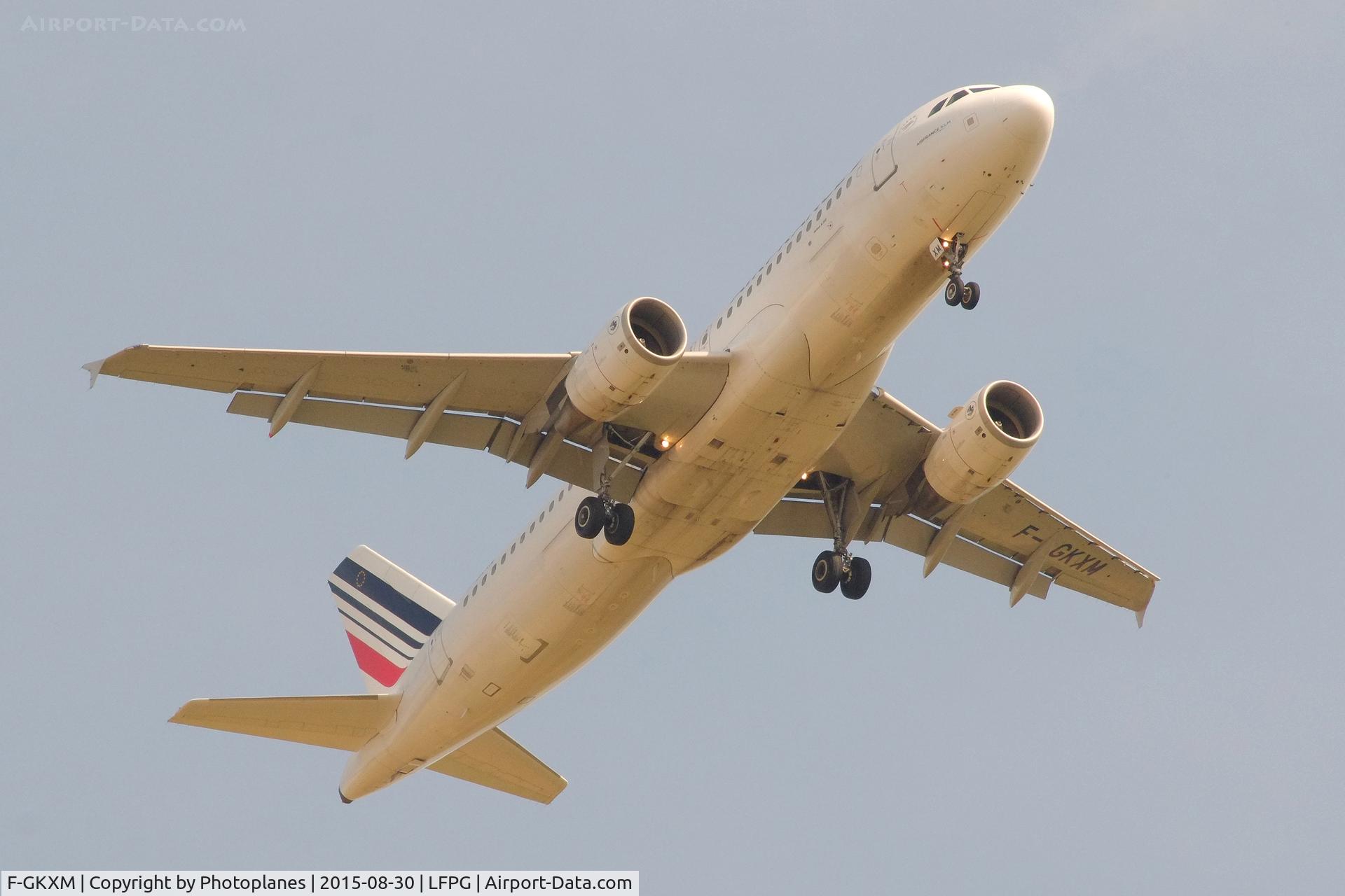 F-GKXM, 2006 Airbus A320-214 C/N 2721, Landing to CDG