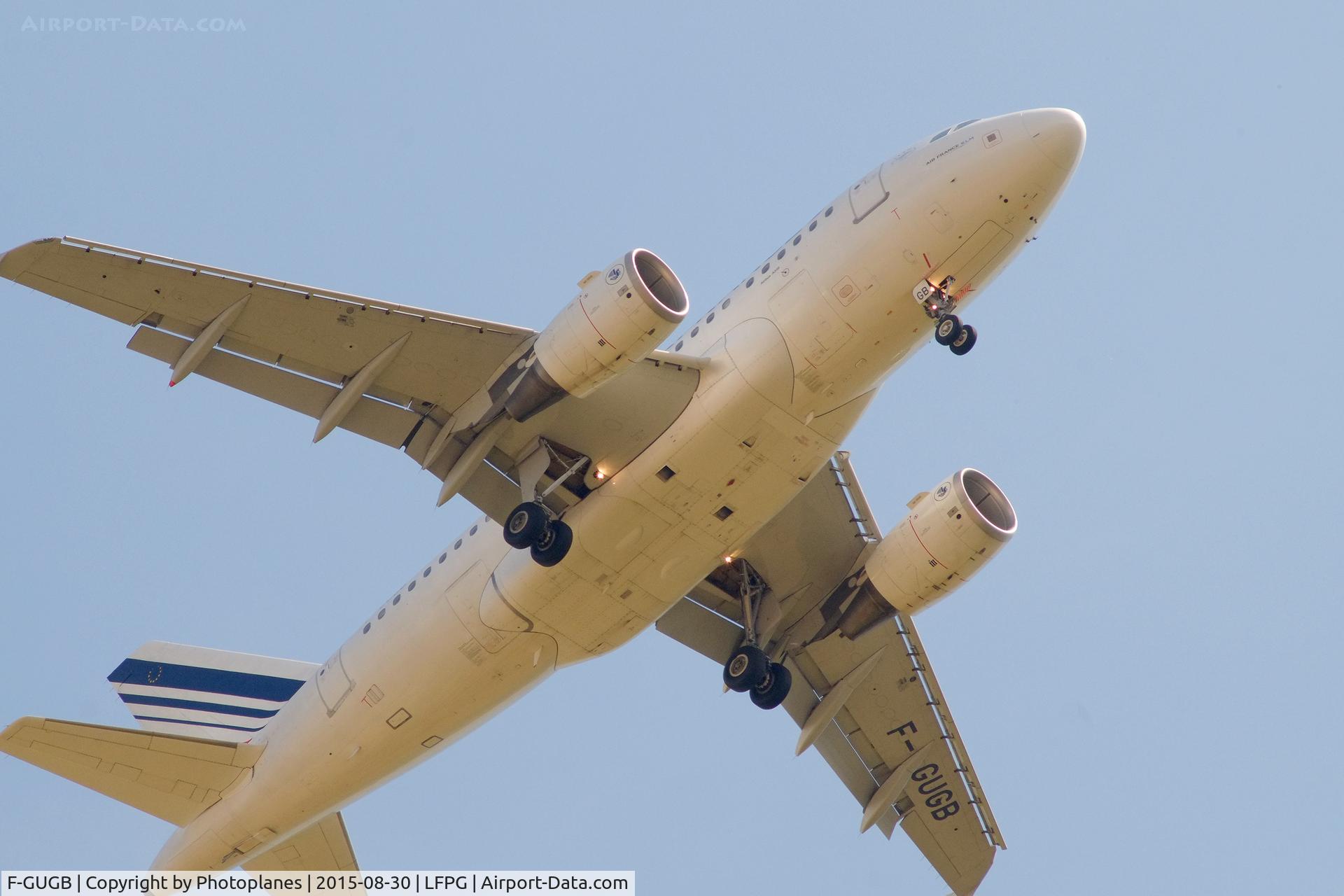F-GUGB, 2003 Airbus A318-111 C/N 2059, Landing to CDG