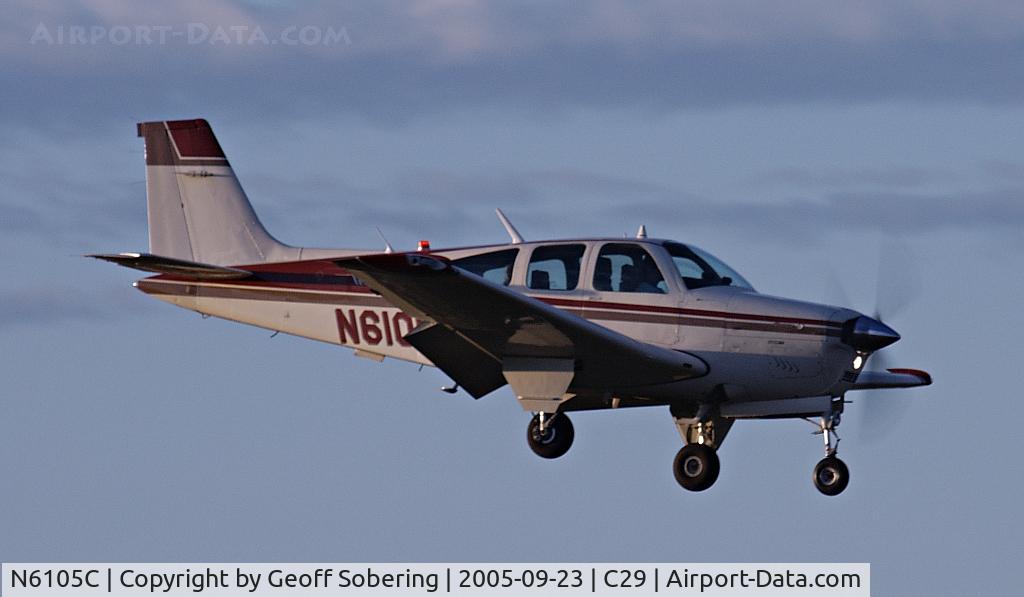 N6105C, 1981 Beech F33A Bonanza C/N CE-979, Dusk landing