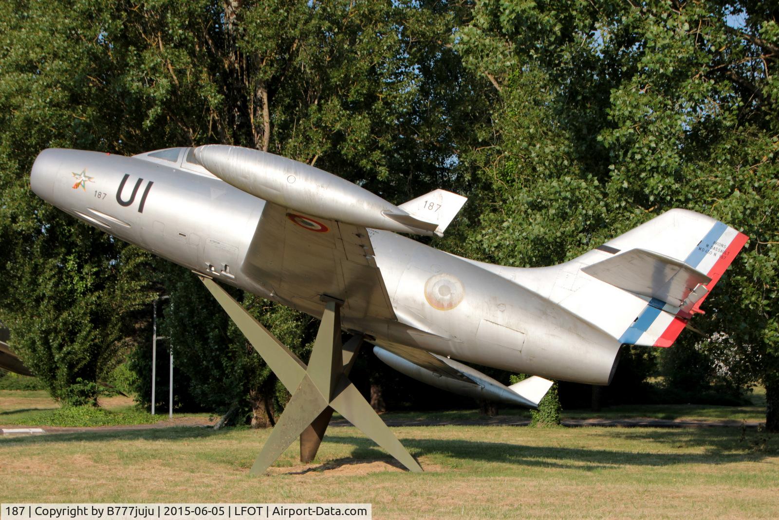 187, Dassault MD-450 Ouragan C/N 187, preserved at Tours