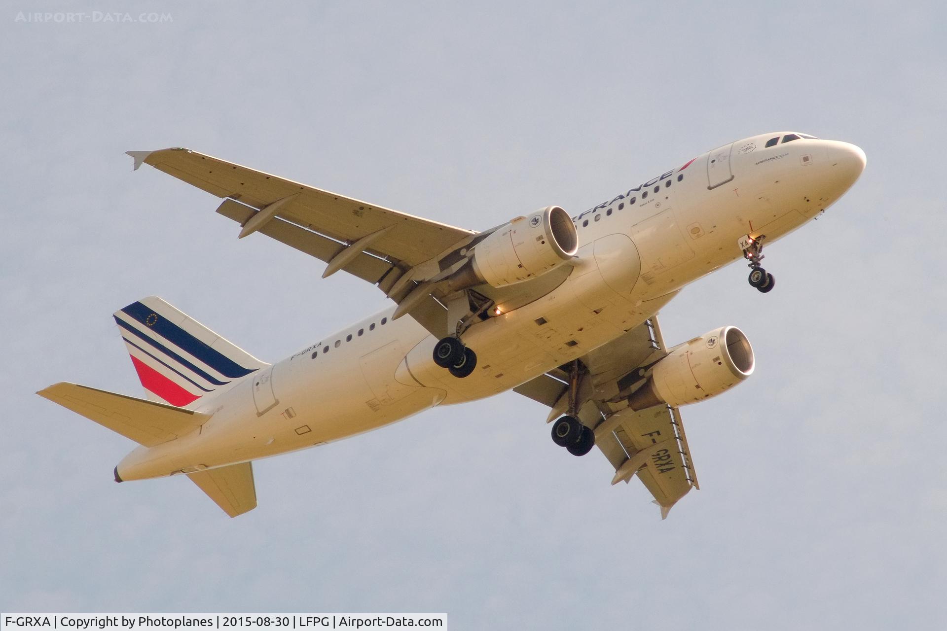F-GRXA, 2001 Airbus A319-111 C/N 1640, Landing to CDG