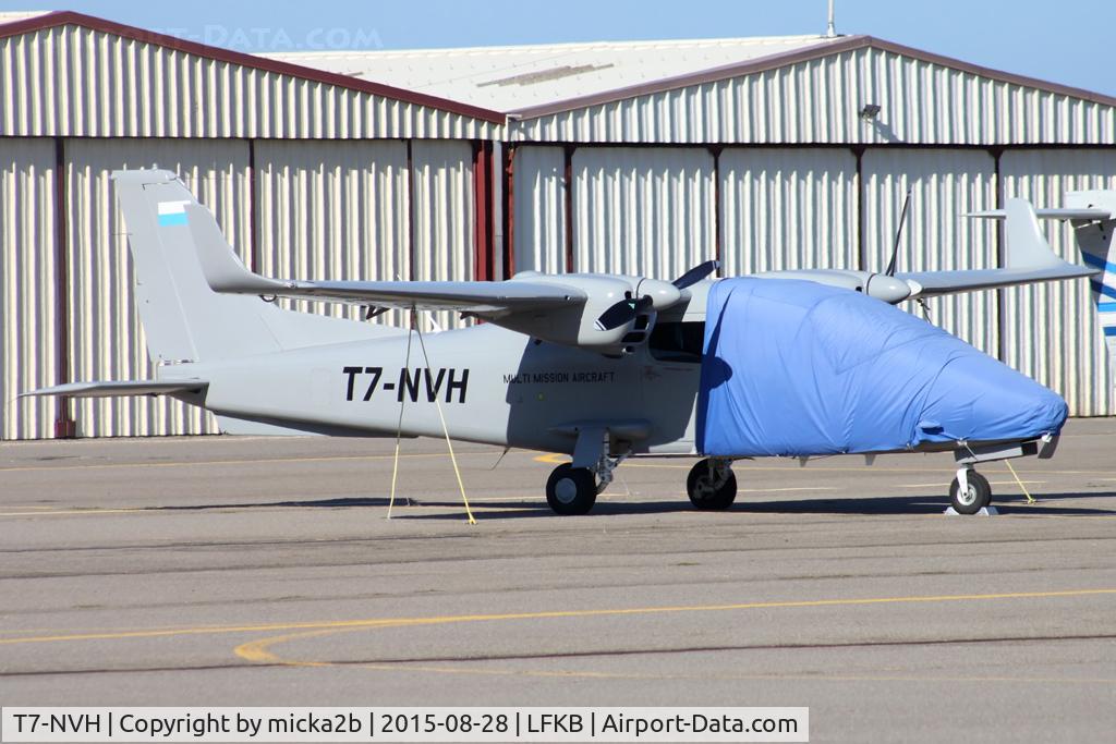 T7-NVH, 1980 Tecnam P-2006T C/N 097, Parked