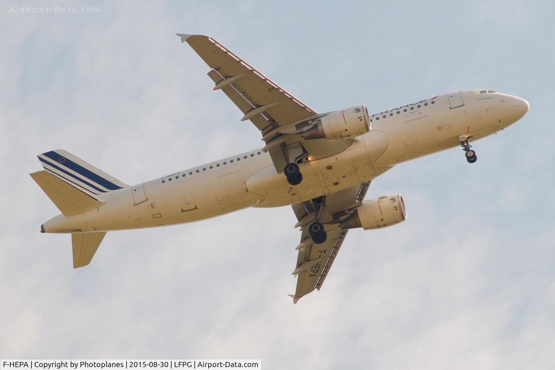 F-HEPA, 2009 Airbus A320-214 C/N 4139, Landing to CDG