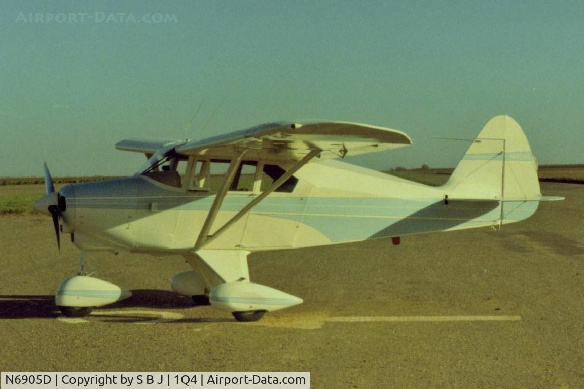 N6905D, 1957 Piper PA-22-150 Tri-Pacer C/N 22-4832, 05D at New Jerusalem in 1988.