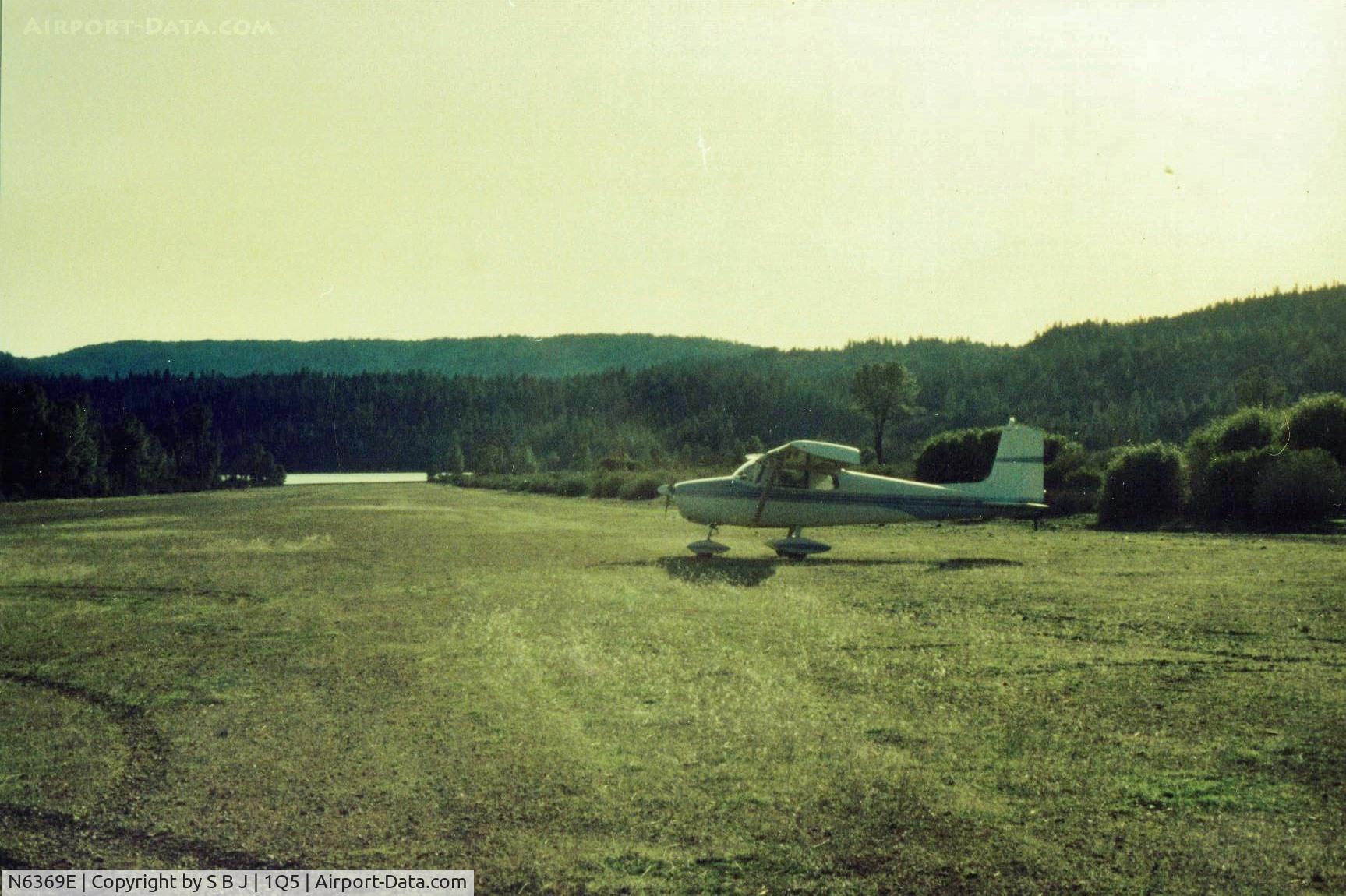 N6369E, 1959 Cessna 172 C/N 46469, 69E at Lake Pillsbury in Calif looking to the west and toward the lake.