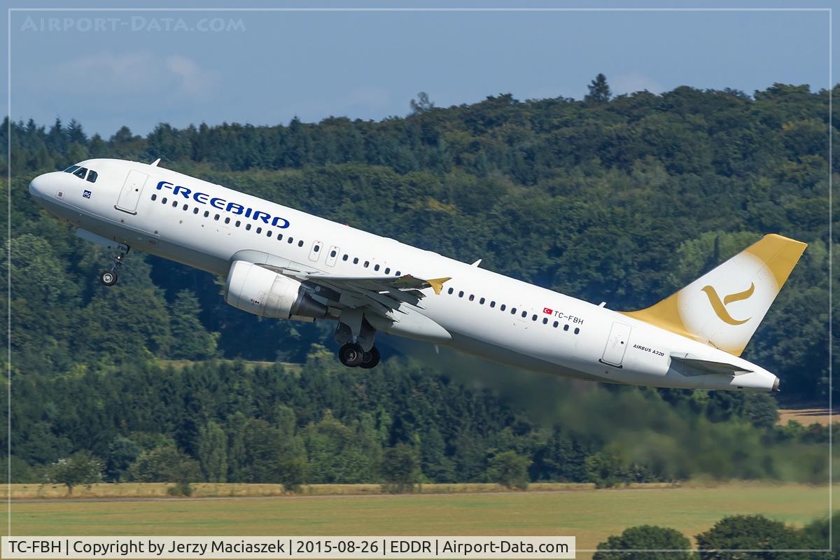TC-FBH, 2010 Airbus A320-214 C/N 4207, TC-FBH (Gold), 2010 Airbus A320-214