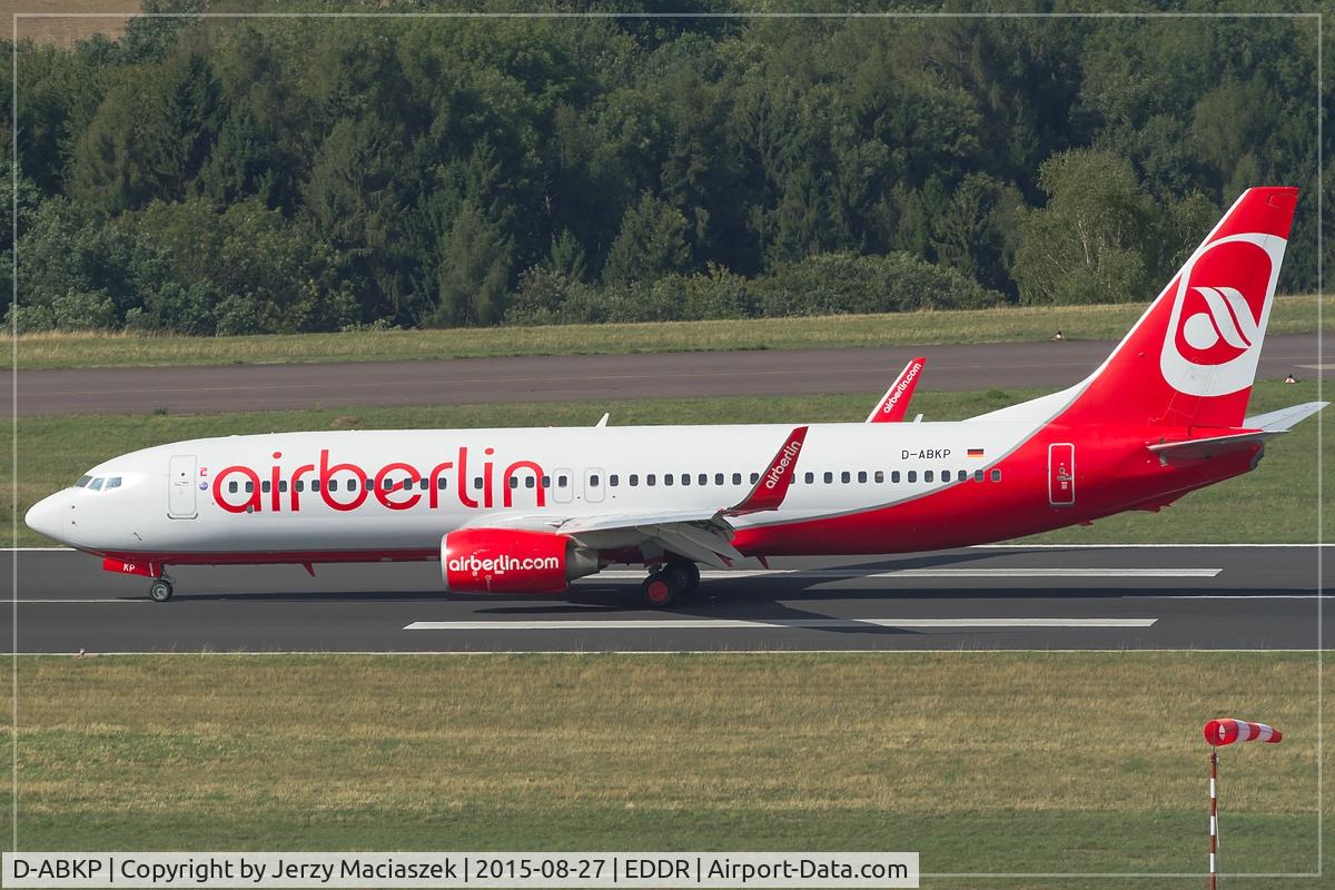 D-ABKP, 2010 Boeing 737-86J C/N 37758, Boeing 737-86J