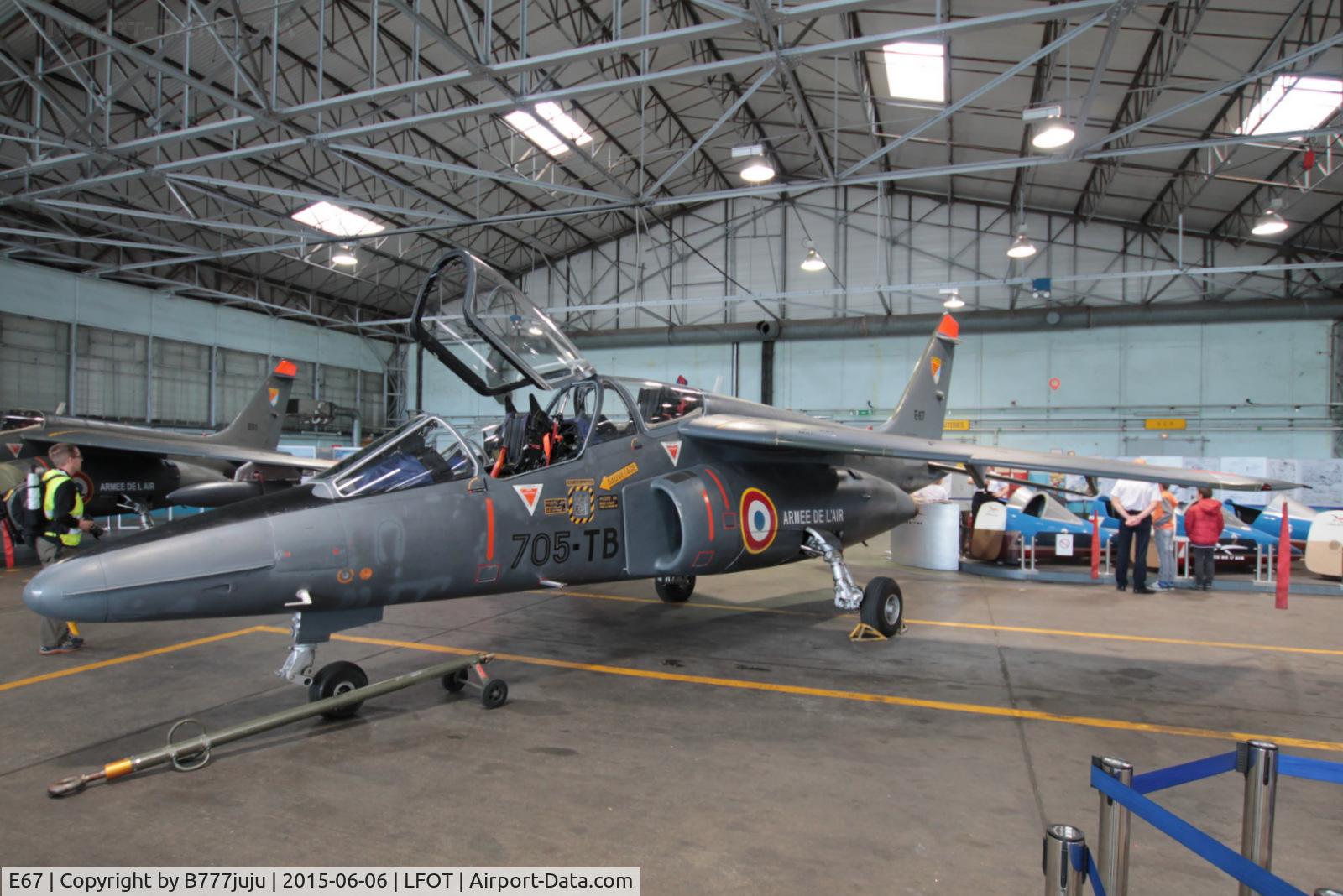 E67, Dassault-Dornier Alpha Jet E C/N E67, new code 705-TB at Tours