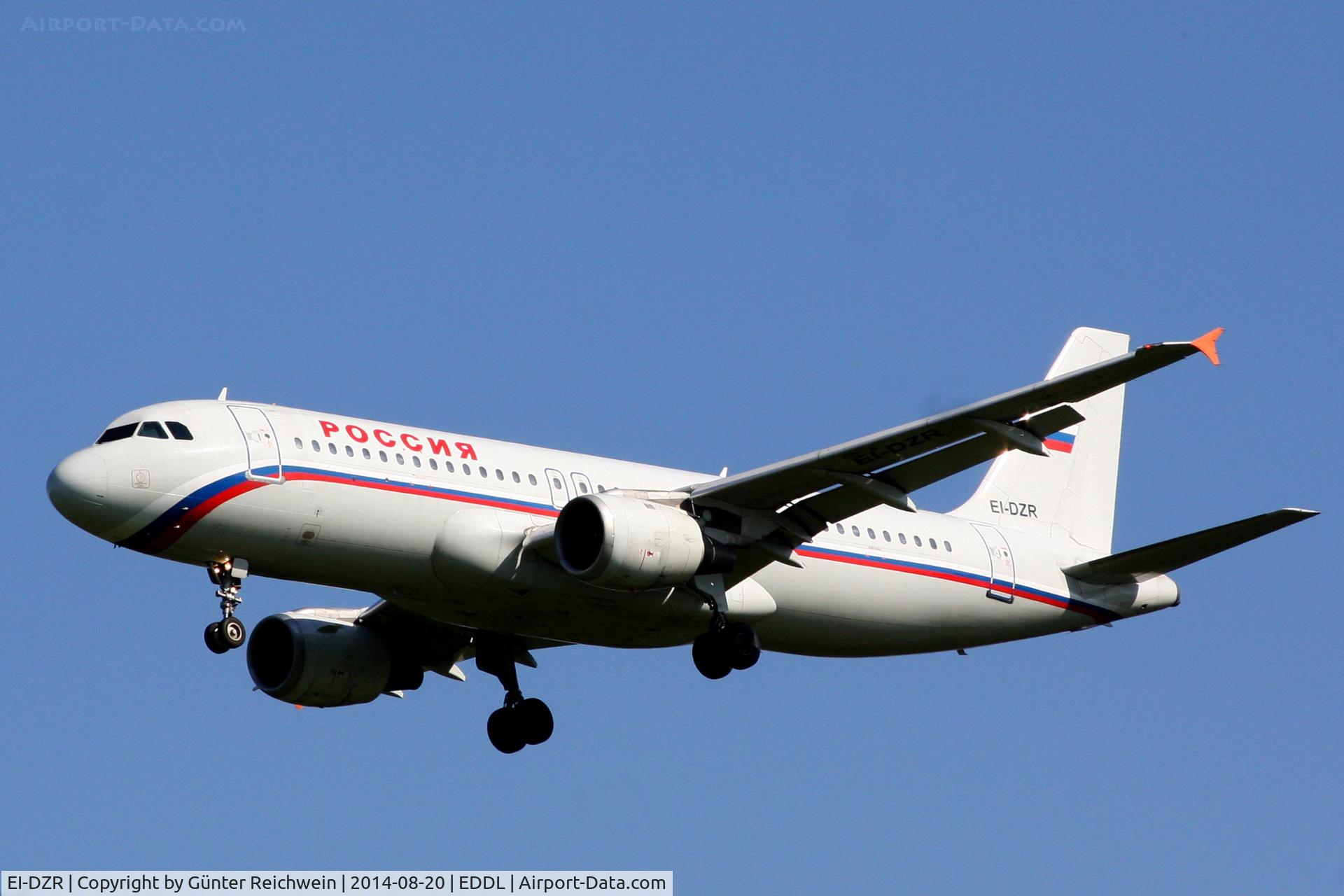 EI-DZR, 1994 Airbus A320-211 C/N 427, arriving