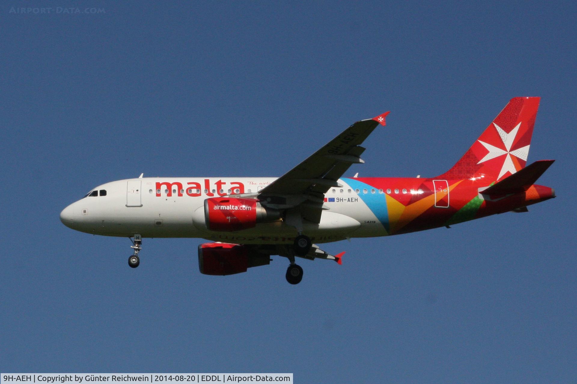 9H-AEH, 2004 Airbus A319-111 C/N 2122, arriving