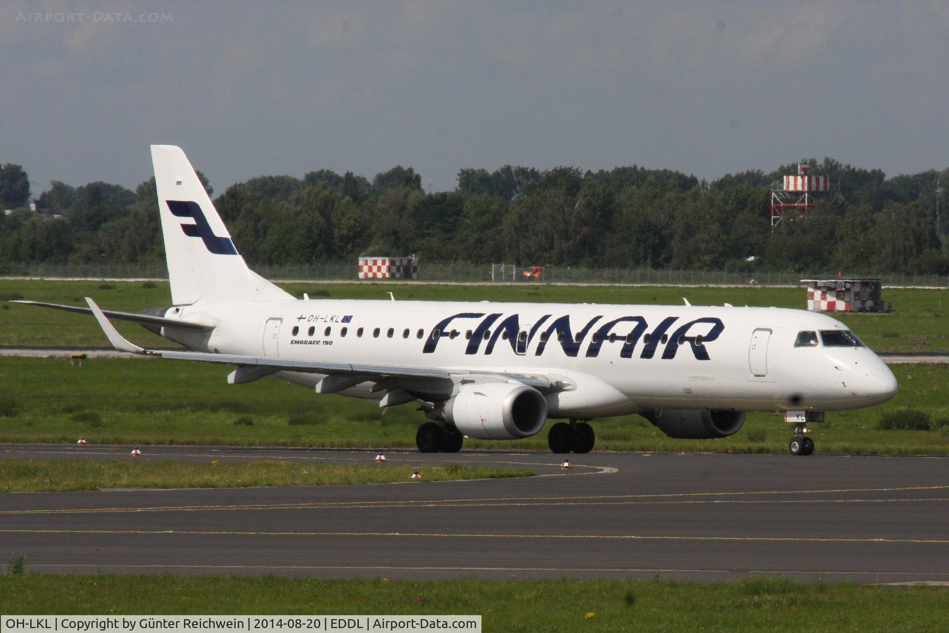 OH-LKL, 2007 Embraer 190LR (ERJ-190-100LR) C/N 19000153, taxiing