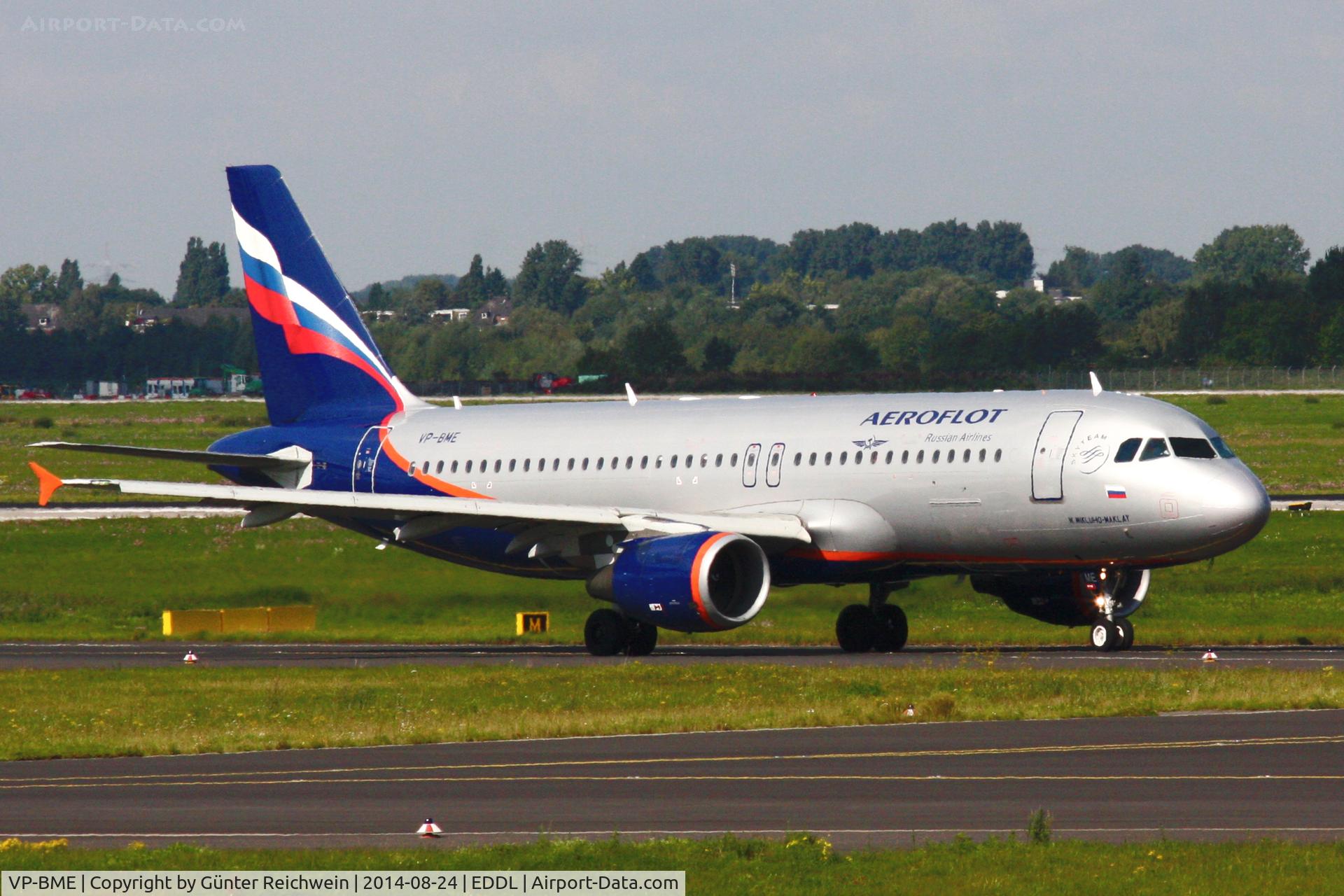 VP-BME, 2008 Airbus A320-214 C/N 3699, departing