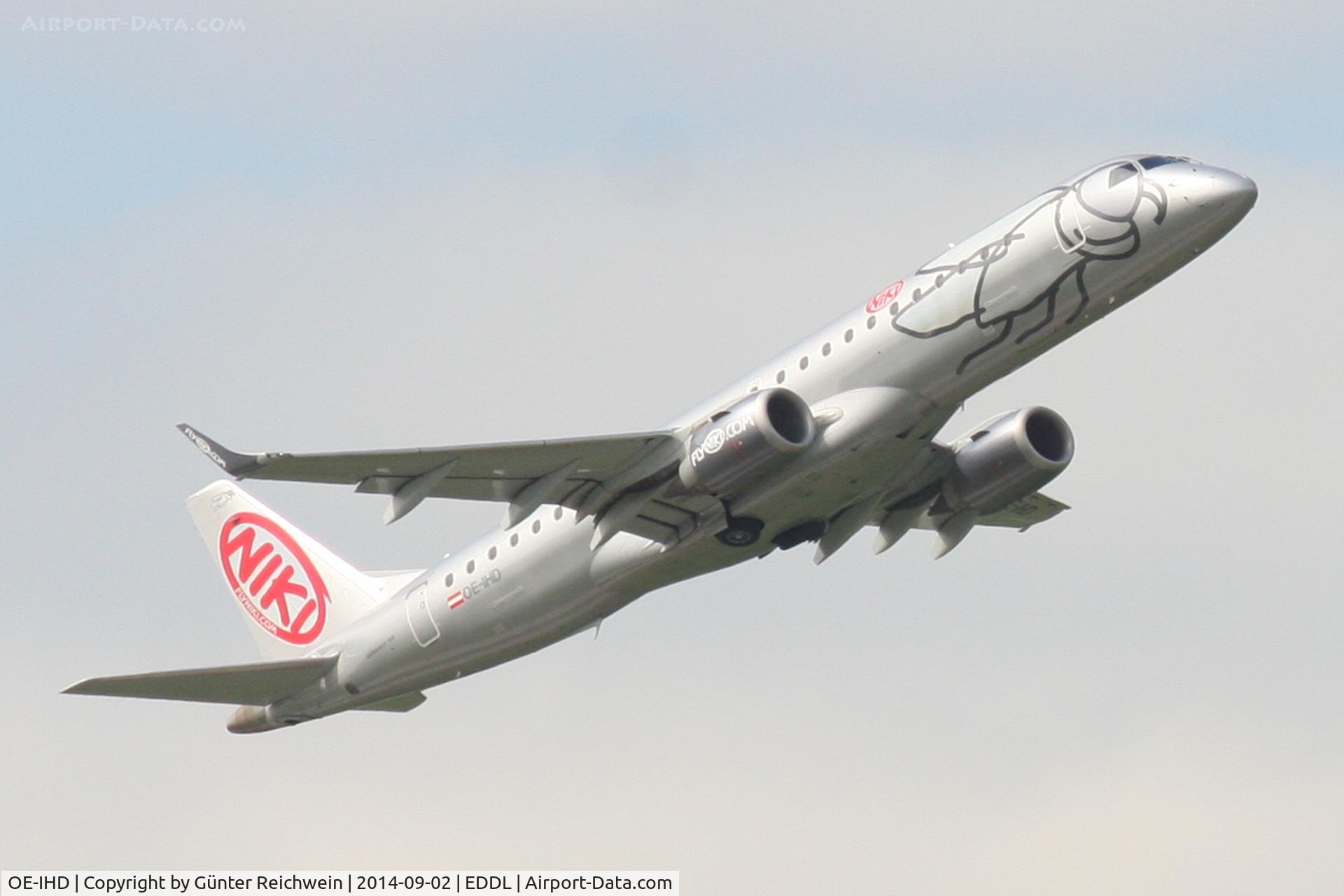 OE-IHD, 2010 Embraer E190 (ERJ-190-100) C/N 19000354, Departing