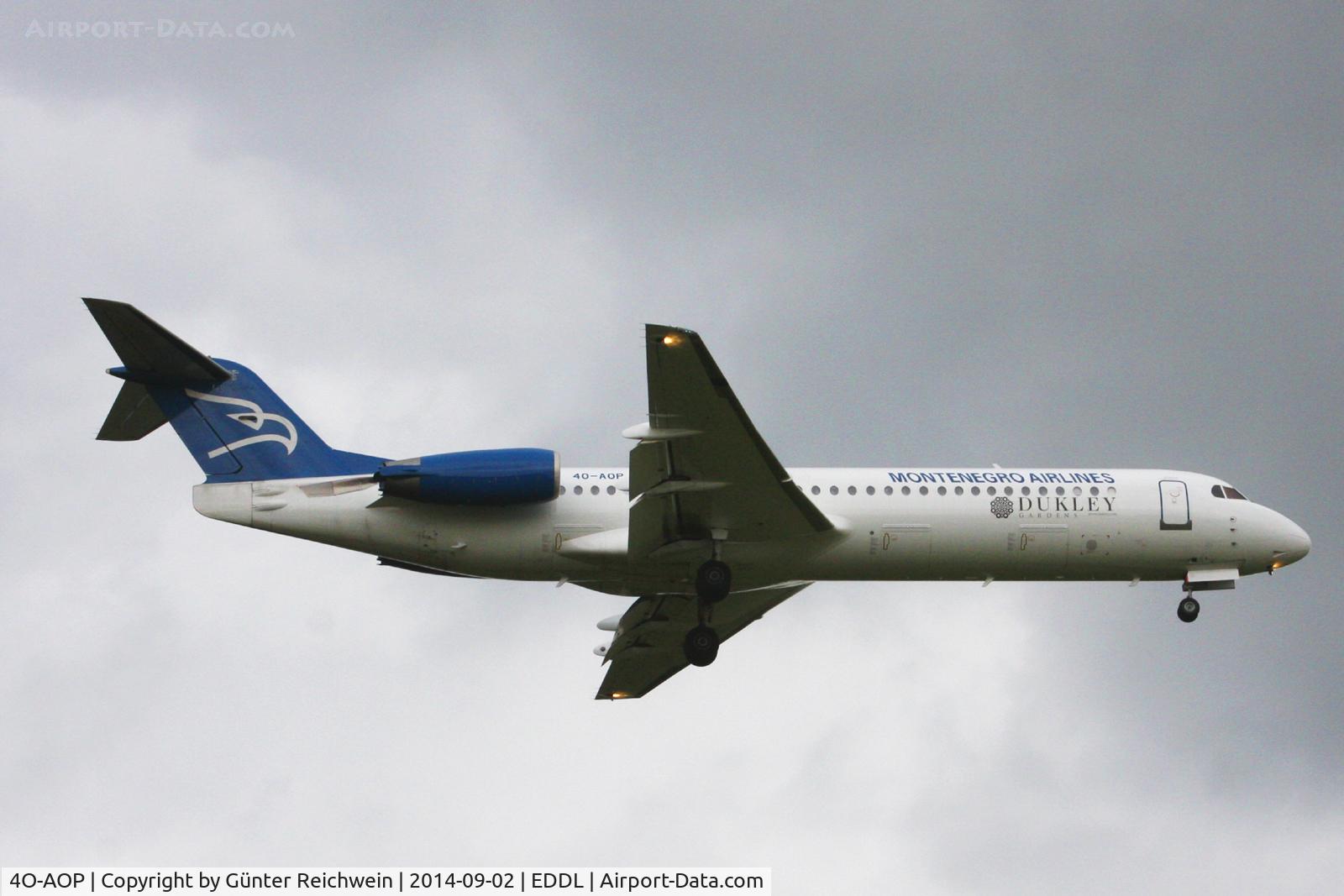 4O-AOP, 1991 Fokker 100 (F-28-0100) C/N 11332, Departing