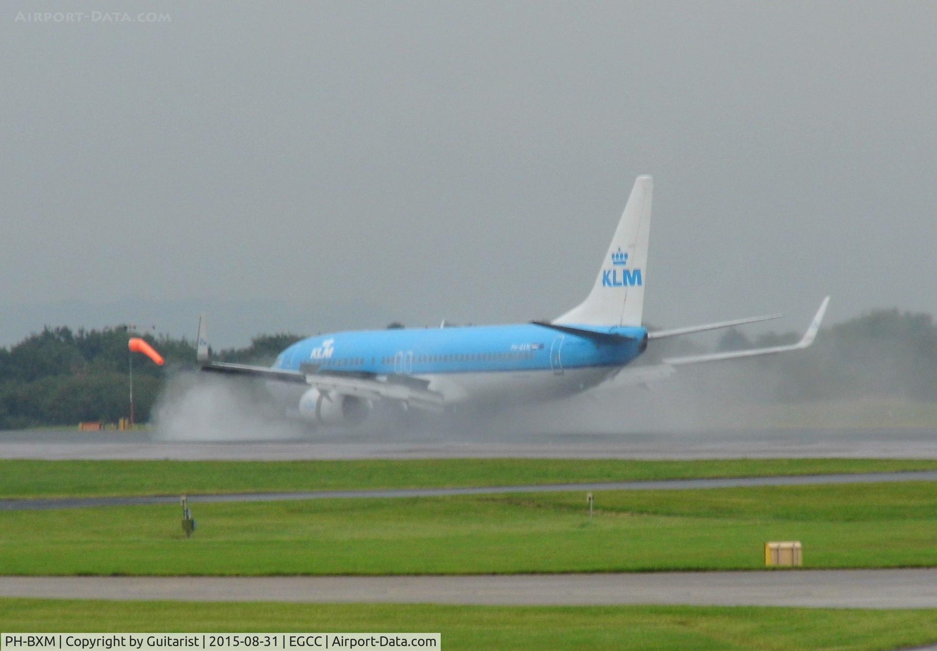 PH-BXM, 2000 Boeing 737-8K2 C/N 30355, At Manchester