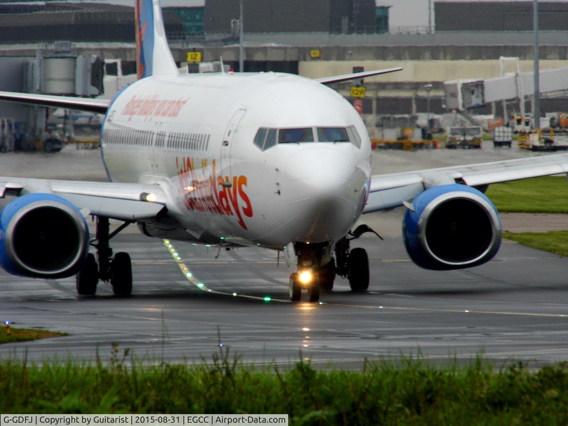 G-GDFJ, 2000 Boeing 737-804 C/N 28229, At Manchester