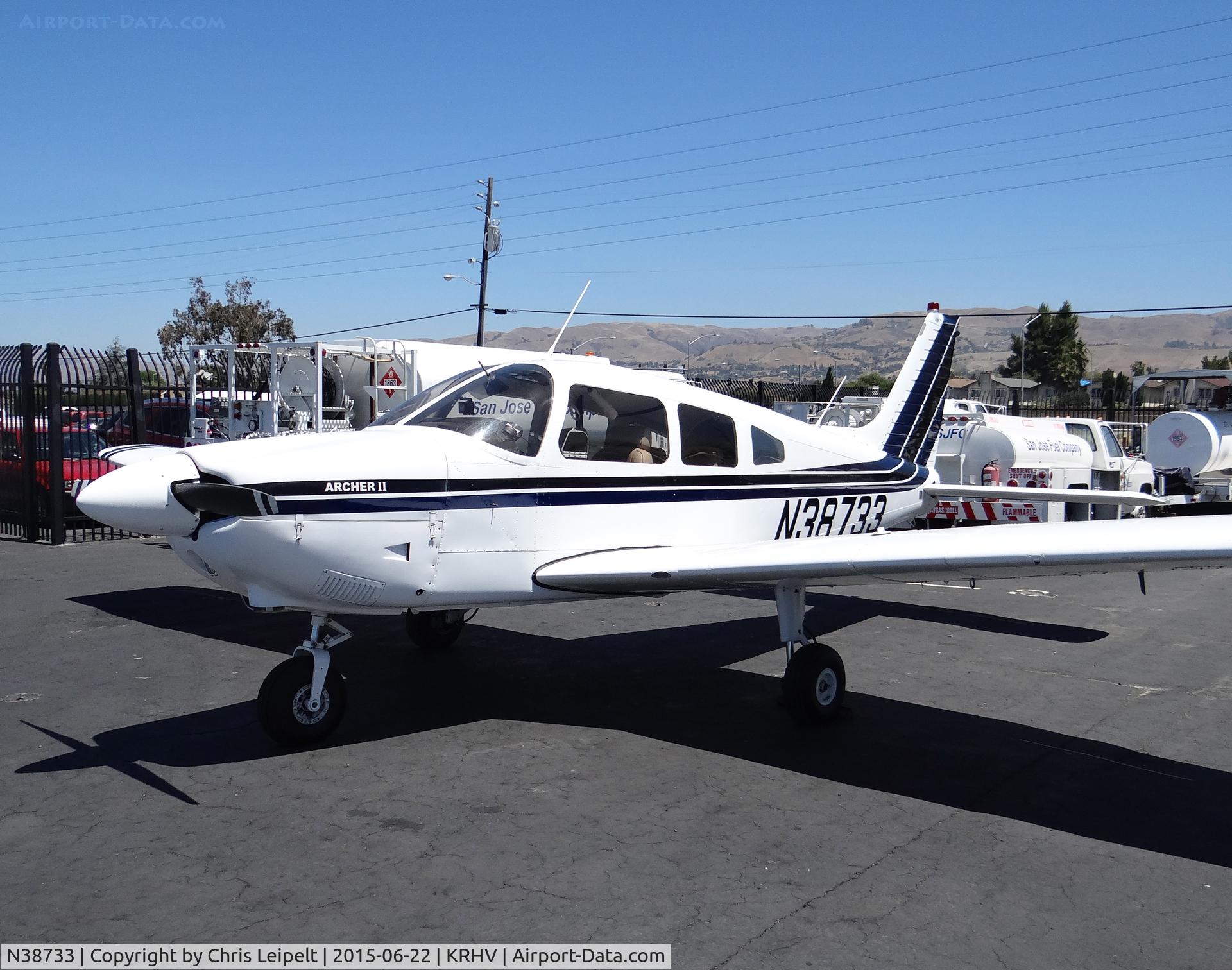 N38733, 1977 Piper PA-28-181 C/N 28-7790580, Pirvately-owned 1977 Piper Cherokee at Reid Hillview Airport, San Jose, CA.