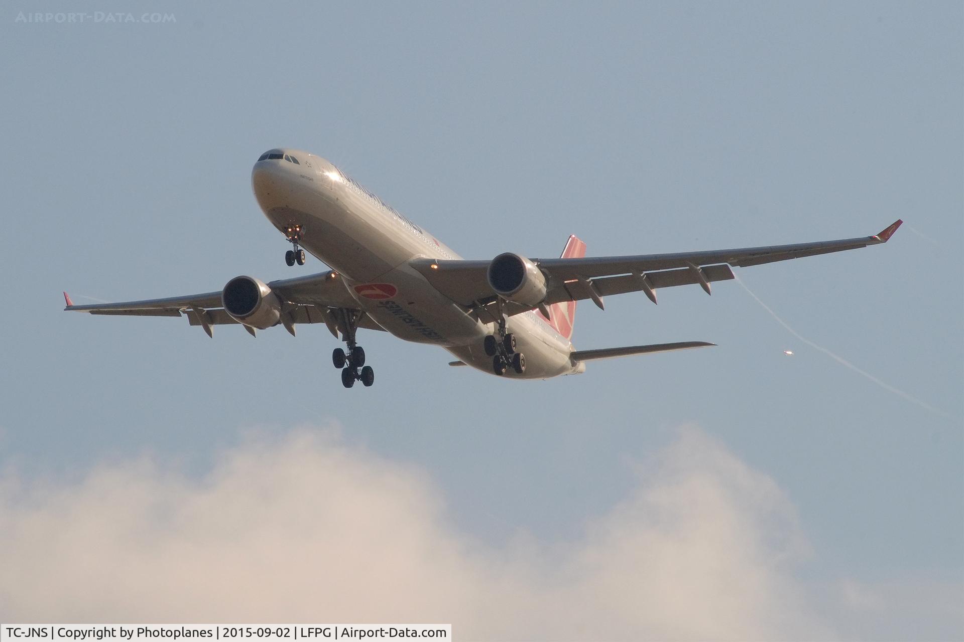 TC-JNS, 2013 Airbus A330-303 C/N 1458, Landing to CDG