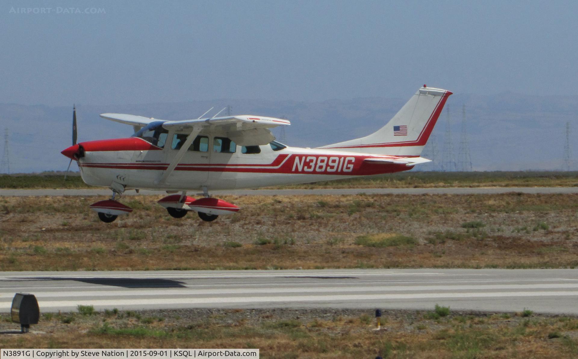N3891G, 1967 Cessna TU206B Turbo Super Skywagon C/N U206-0891, 1967 Cessna TU206B from Vista, CA landing @ San Carlos Airport, CA