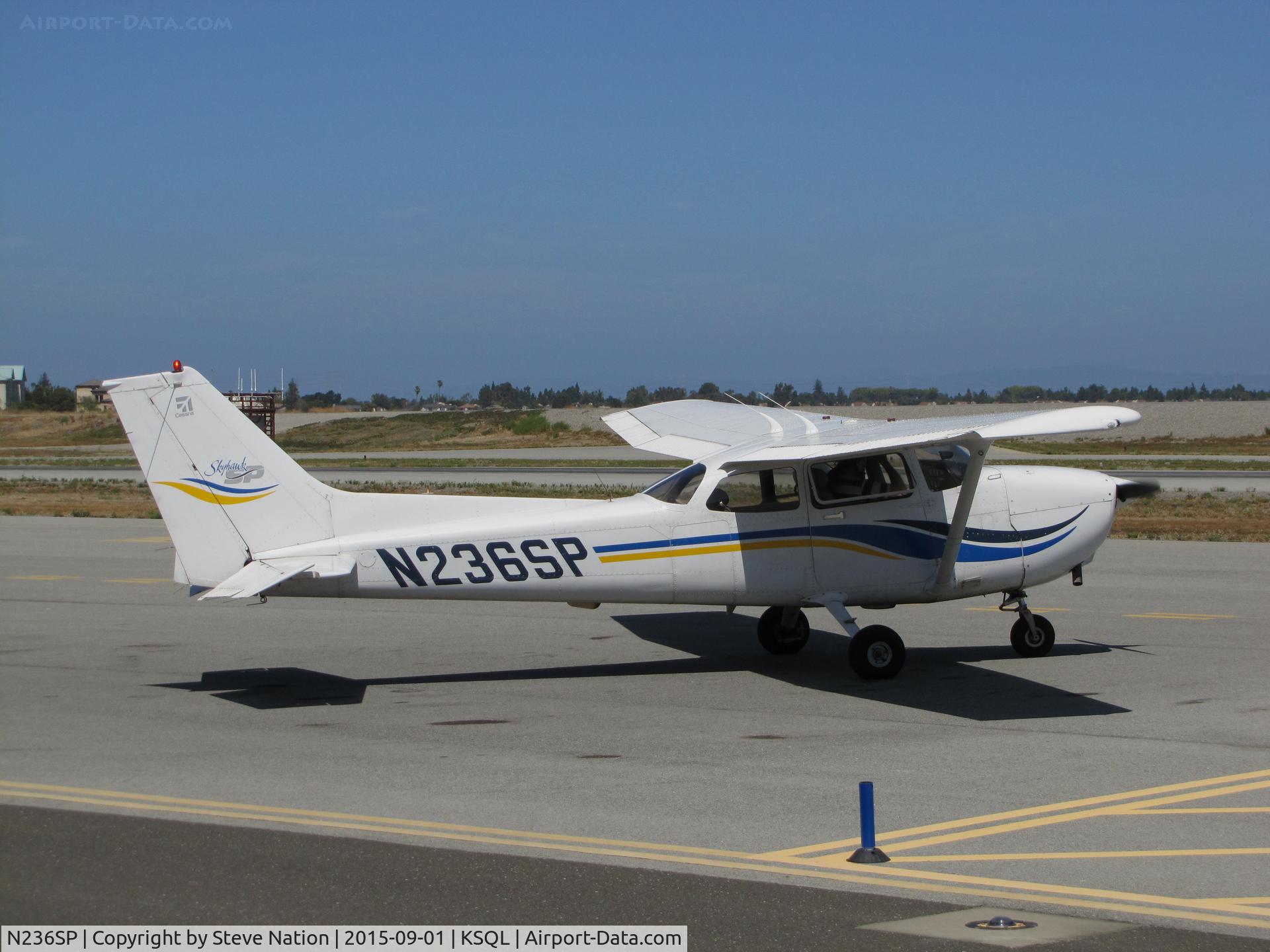 N236SP, 1999 Cessna 172S C/N 172S8213, Locally-based Bay Area Flyers 1999 Cessna 172S running-up @ San Carlos Airport, CA