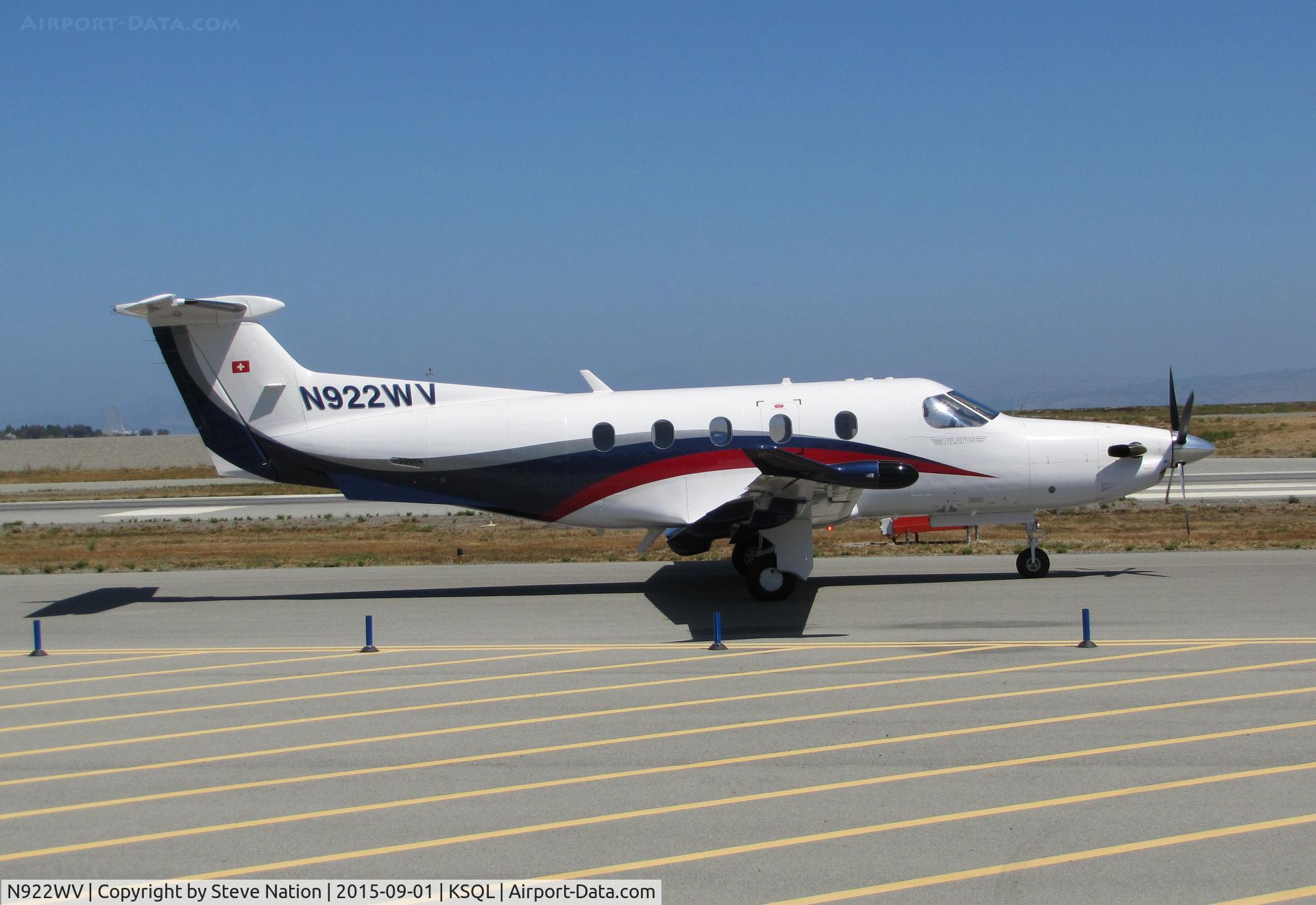 N922WV, 2009 Pilatus PC-12/47E C/N 1166, Locally-based Pilatus PC-12/47E taxiing for take-off @ San Carlos Airport, CA