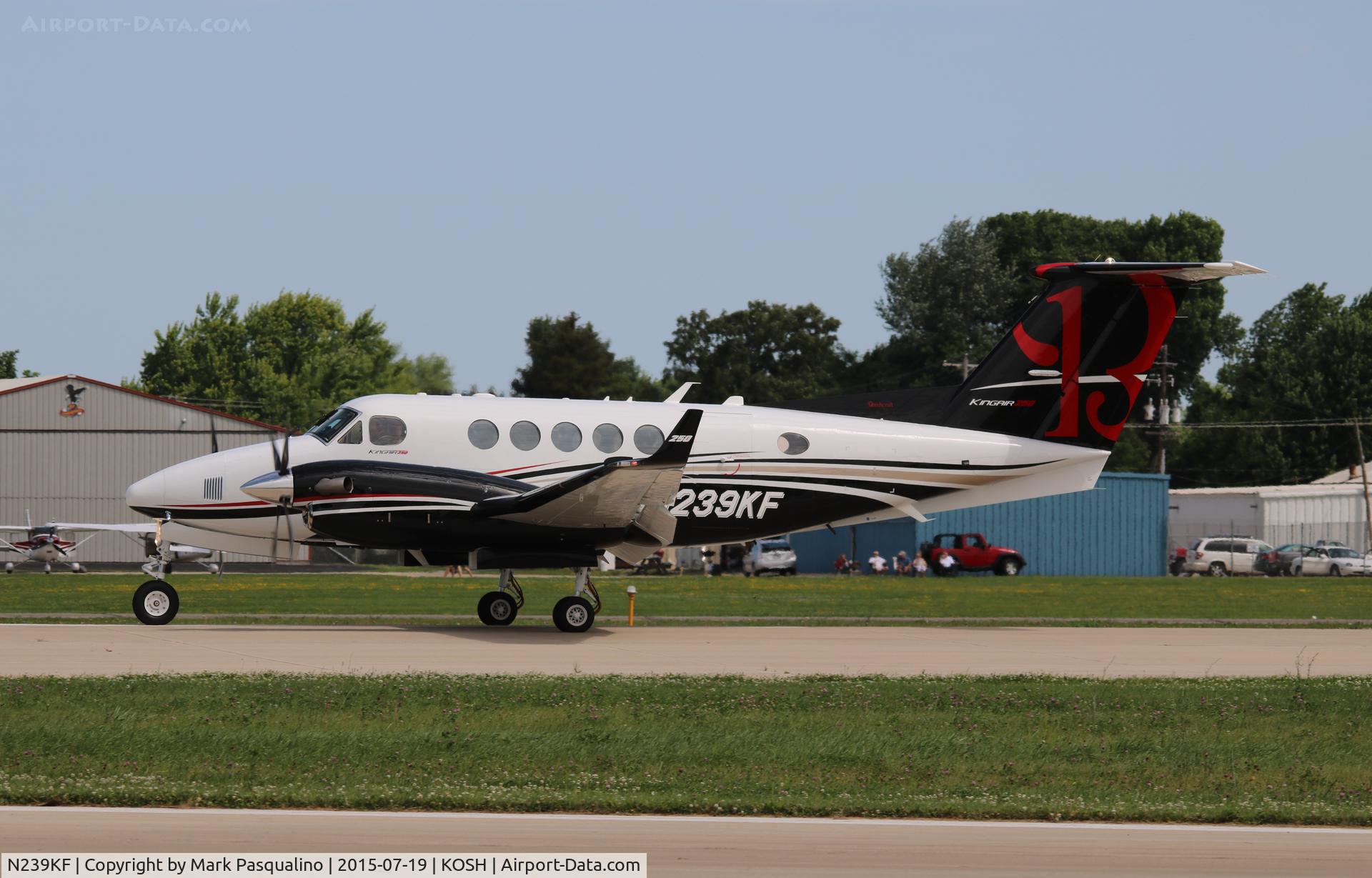 N239KF, 2015 Beechcraft B200GT King Air C/N BY-239, Beech B200GT