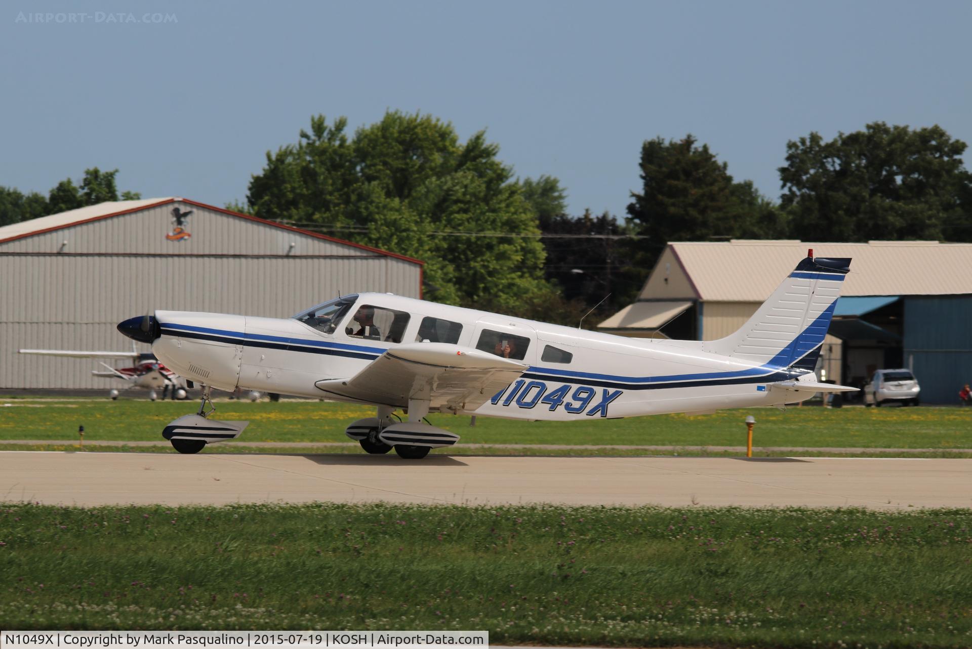 N1049X, 1975 Piper PA-32-300 Cherokee Six C/N 32-7540132, Piper PA-32-300