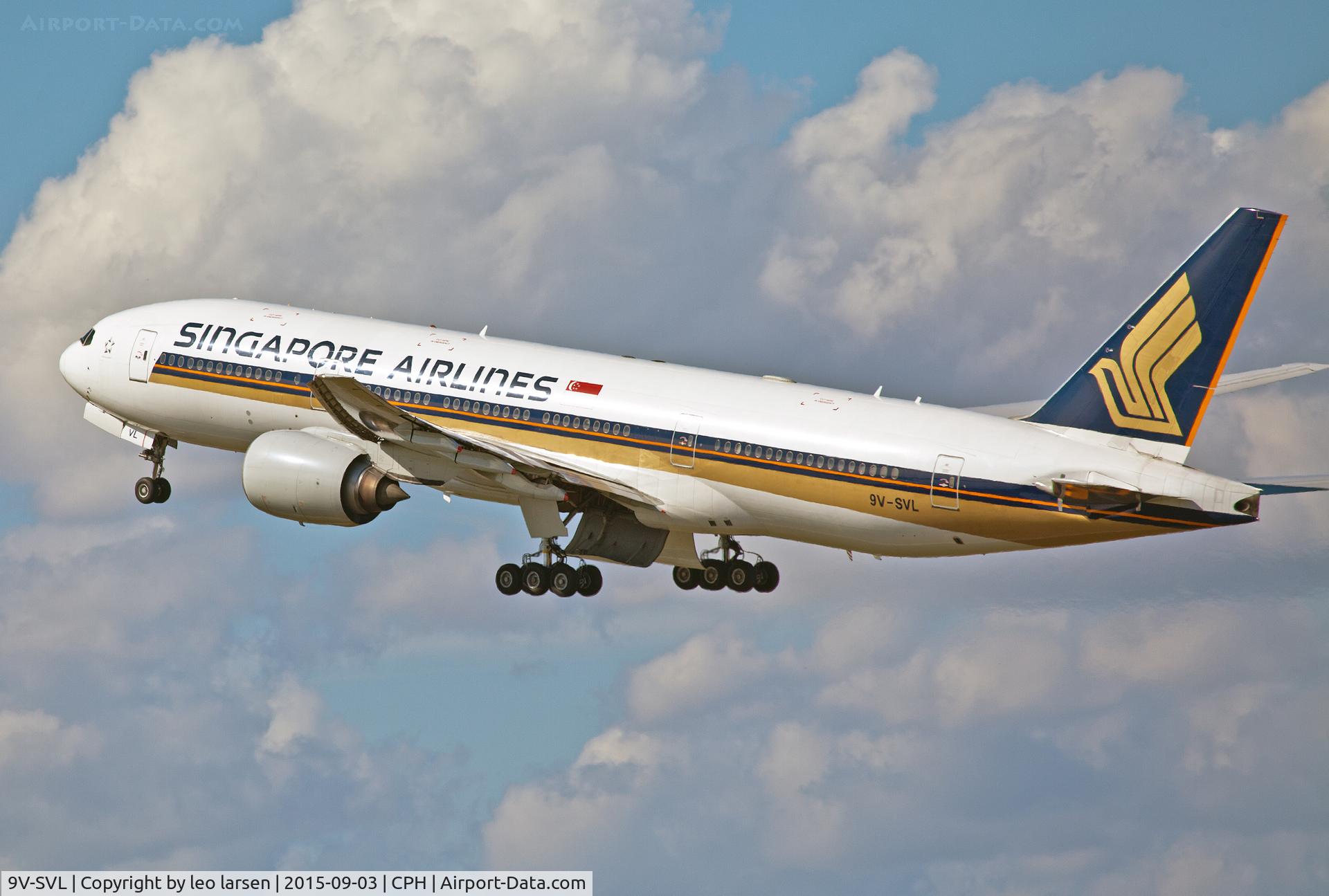 9V-SVL, 2002 Boeing 777-212/ER C/N 32336, Copenhagen 3.9.15