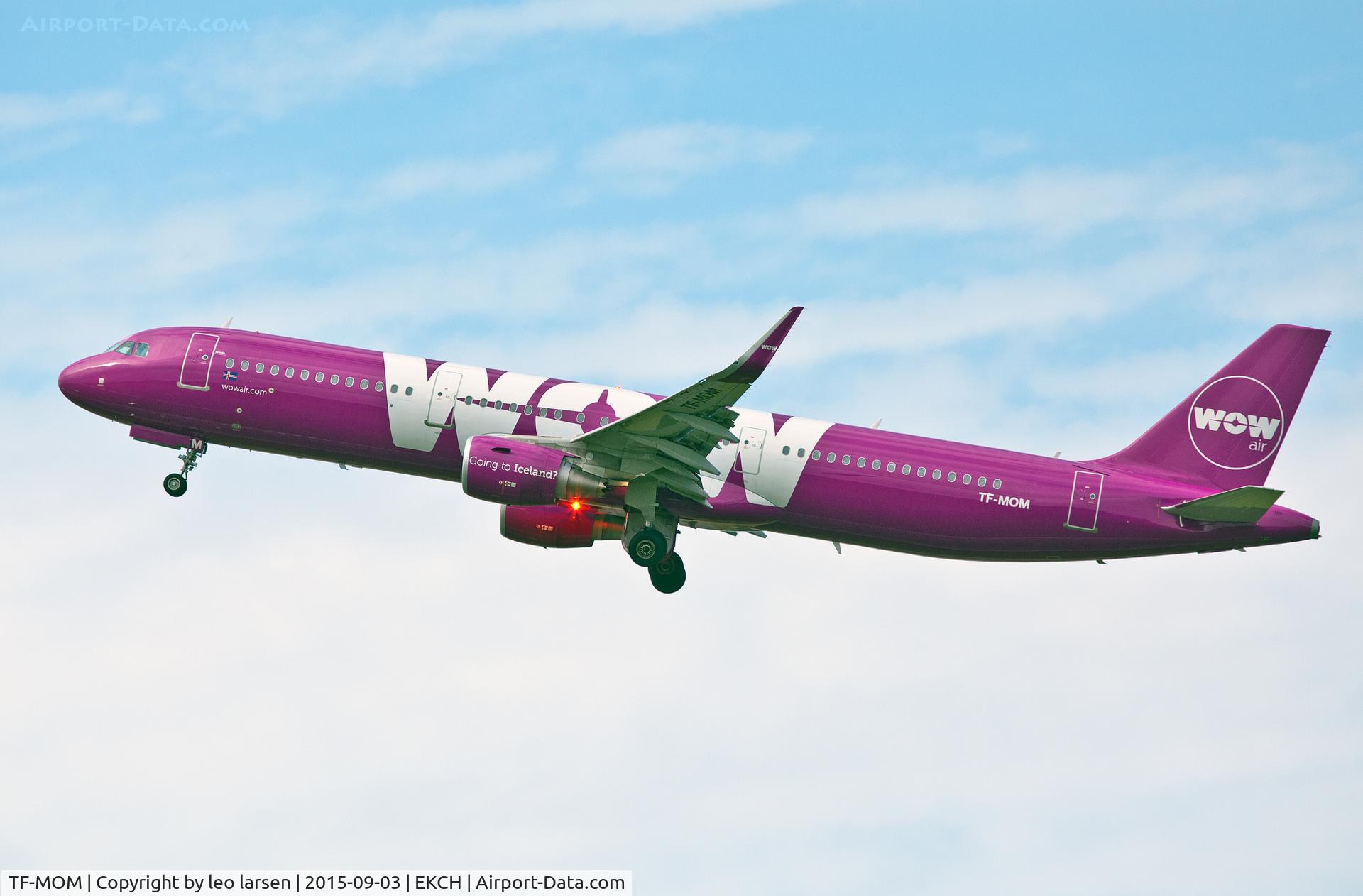 TF-MOM, 2014 Airbus A321-211 C/N 6210, Copenhagen 3.9.15