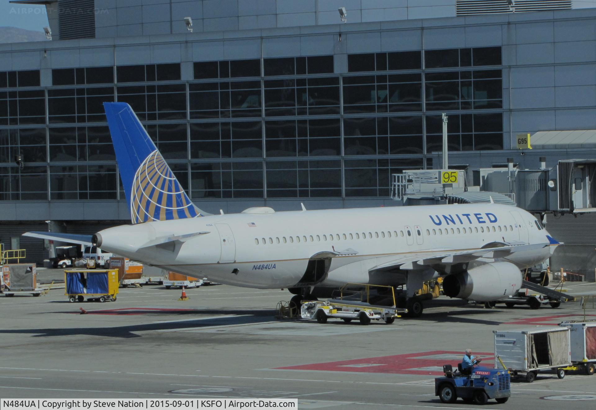 N484UA, 2001 Airbus A320-232 C/N 1609, United Airlines 2001 A320-232 parked @ San Francisco International Airport Terminal 1
