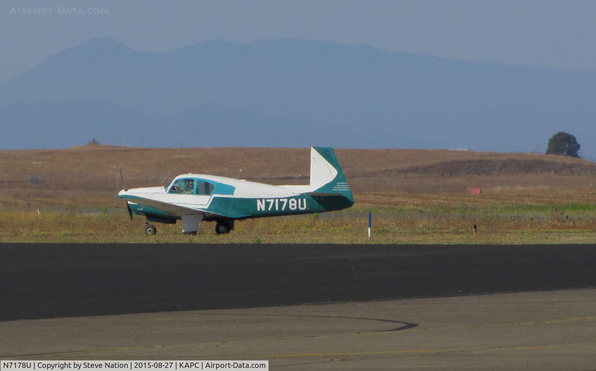 N7178U, 1964 Mooney M20C Ranger C/N 2760, 1964 Mooney M20C taxiing @ Napa County Regional Airport, CA