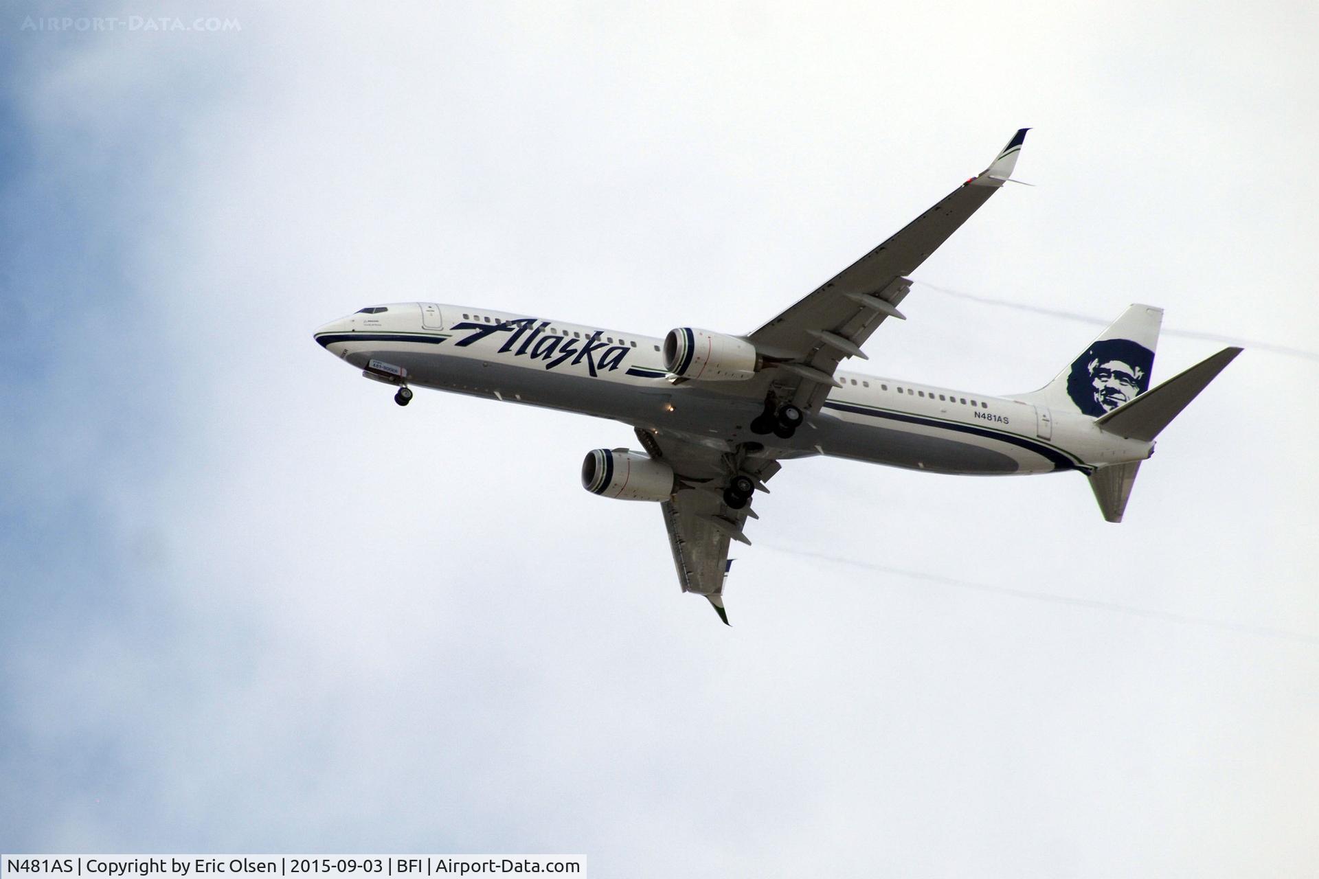 N481AS, 2015 Boeing 737-990/ER C/N 44106, Alaska Airlines Boeing 737 coming into Seatac. Photo taken from Boeing Field.