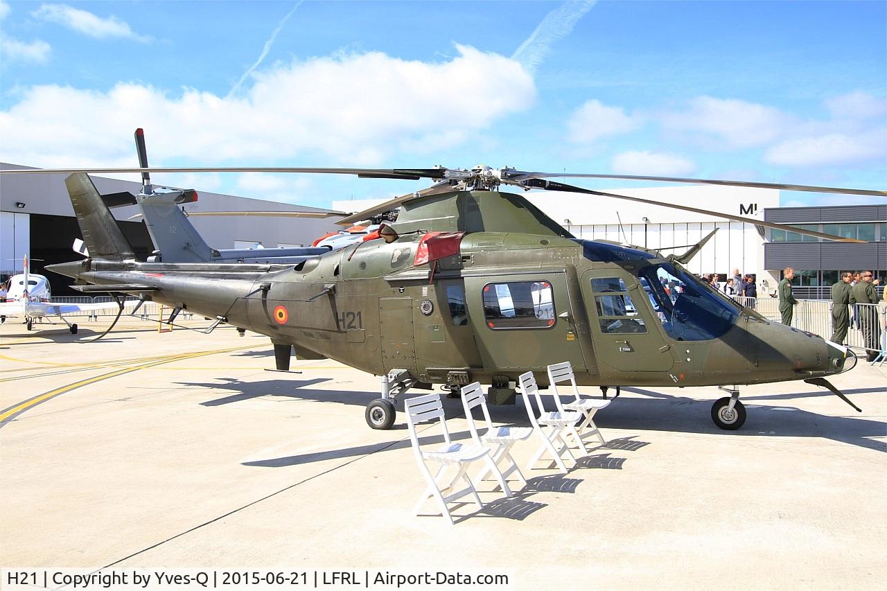 H21, Agusta A-109BA C/N 0321, Belgian Army Agusta A-109BA, Static display, Lanvéoc-Poulmic (LFRL) Open day in june 2015