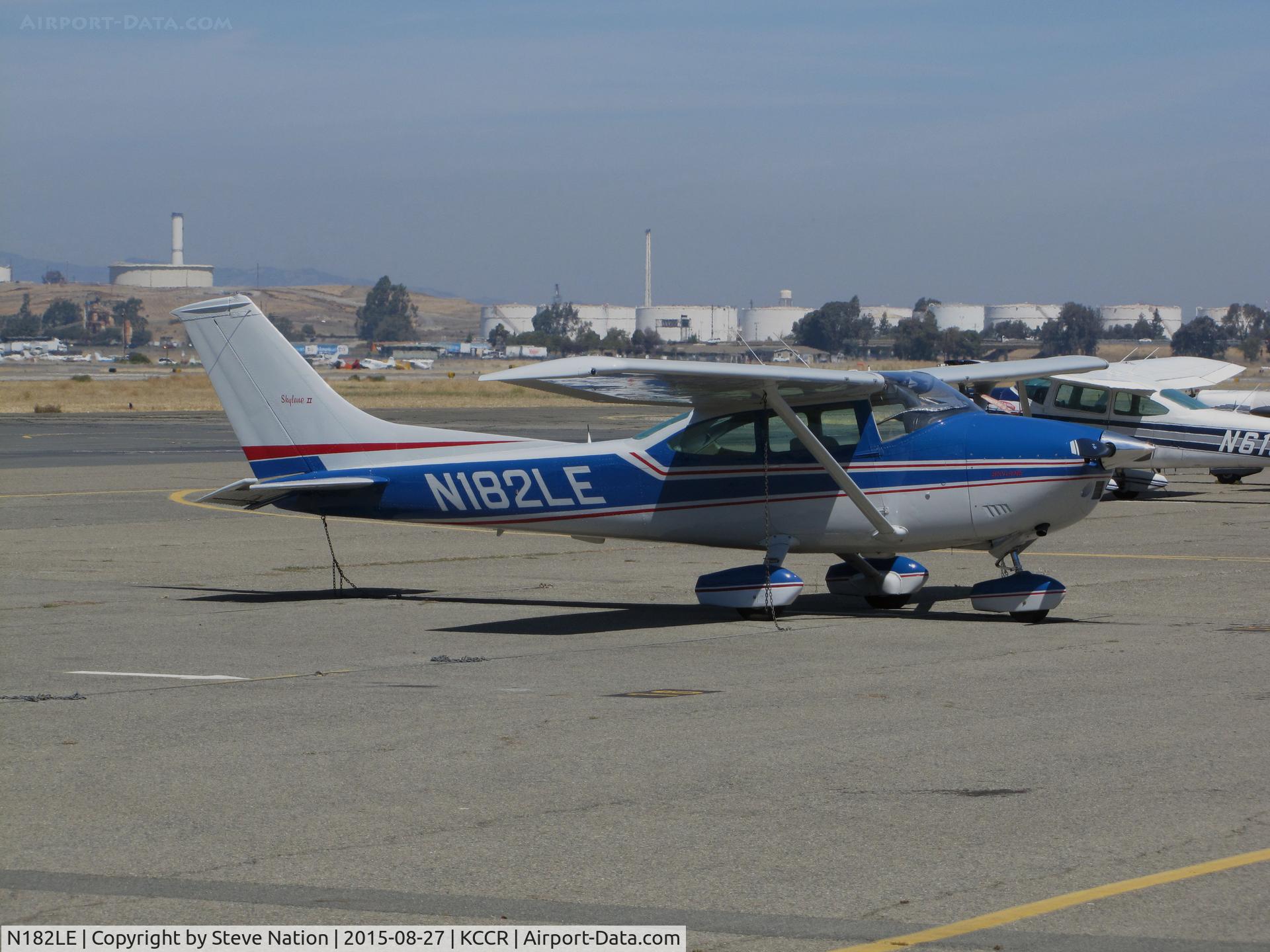 N182LE, 1975 Cessna 182P Skylane C/N 18263959, 1975 Cessna 182P @ Buchanan Field (Concord, CA)