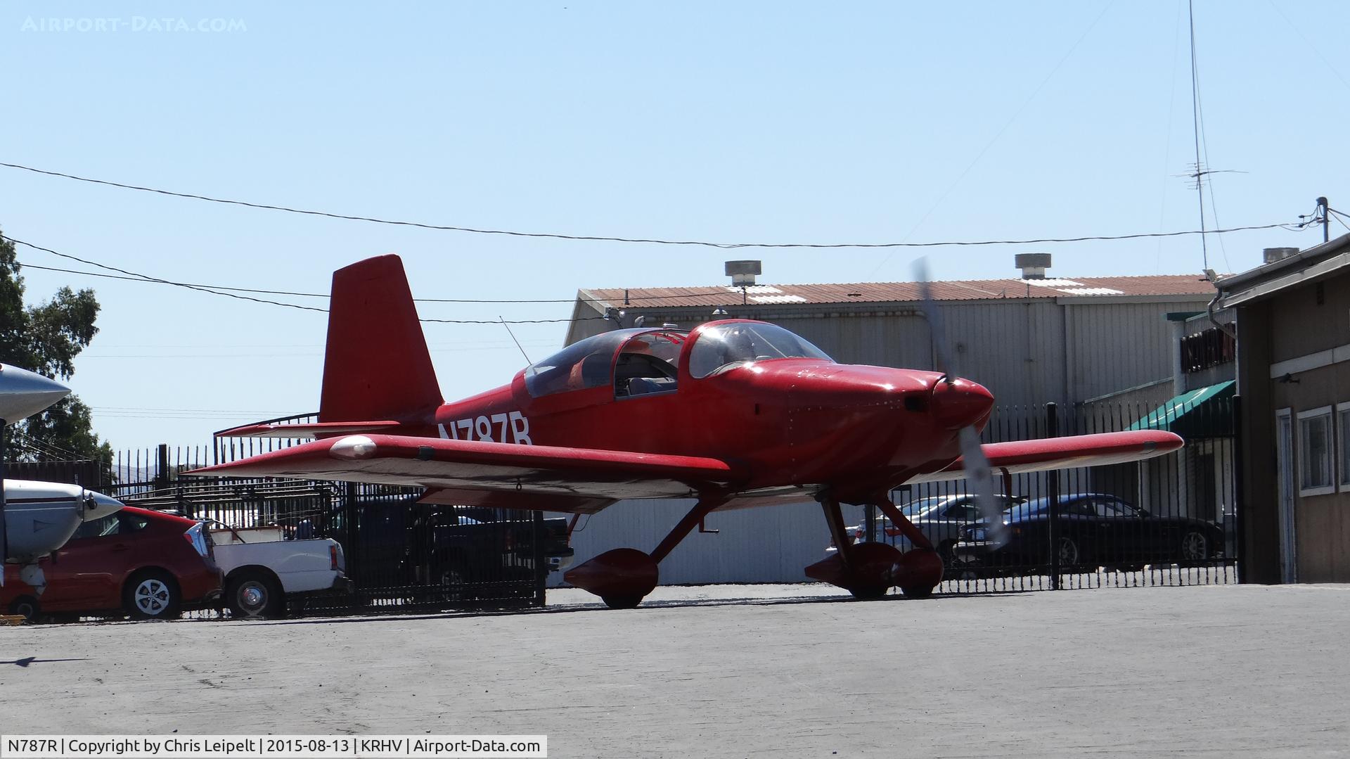 N787R, Vans RV-7A C/N 72913, Locally-based Vans RV-7A taxing out for departure at Reid Hillview Airport, San Jose, CA.