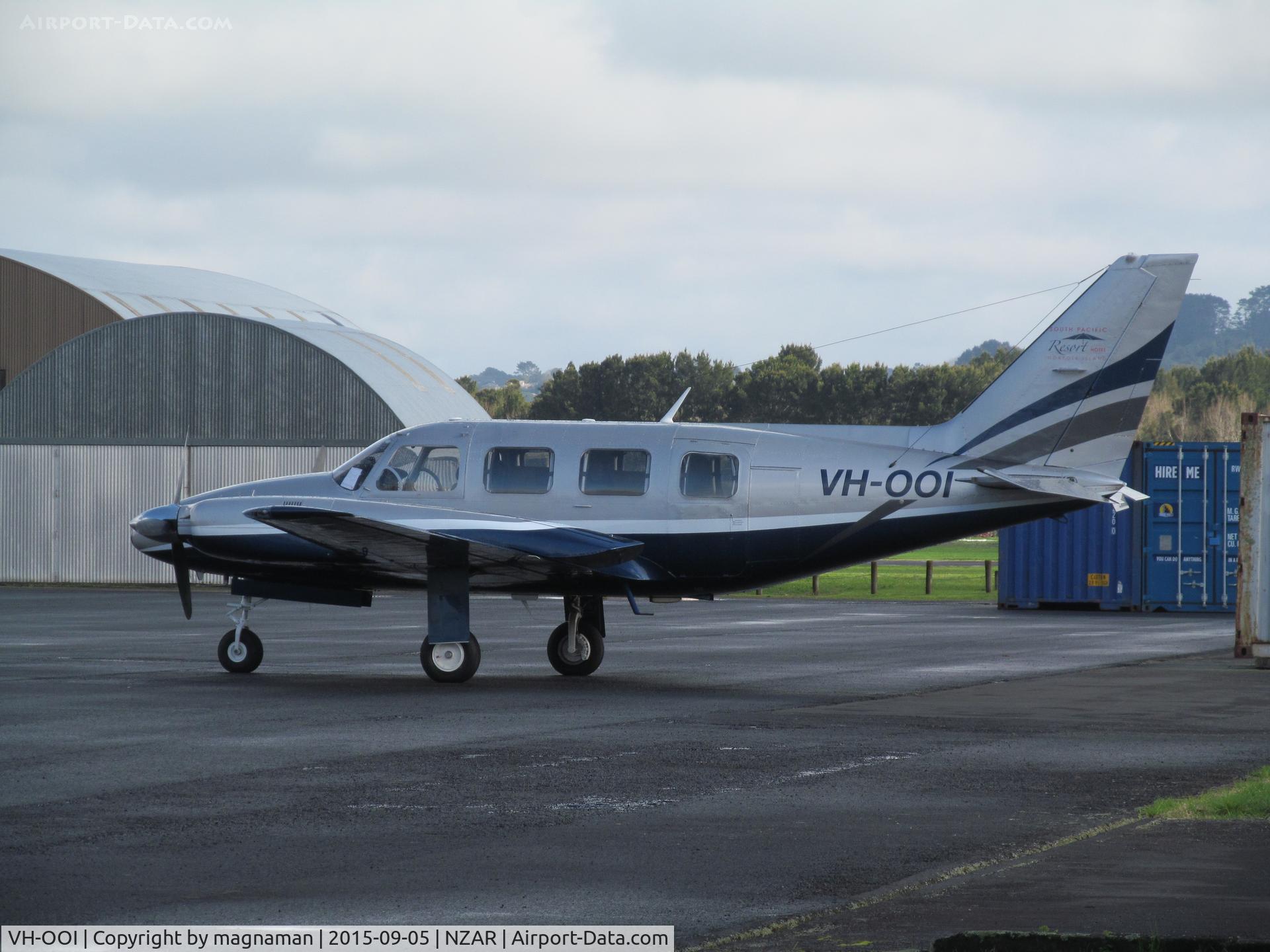 VH-OOI, 1979 Piper PA-31-325 Navajo C/R C/N 31-7912032, Newly registered a week or so ago and I guess awaiting delivery from NZ to Oz.
