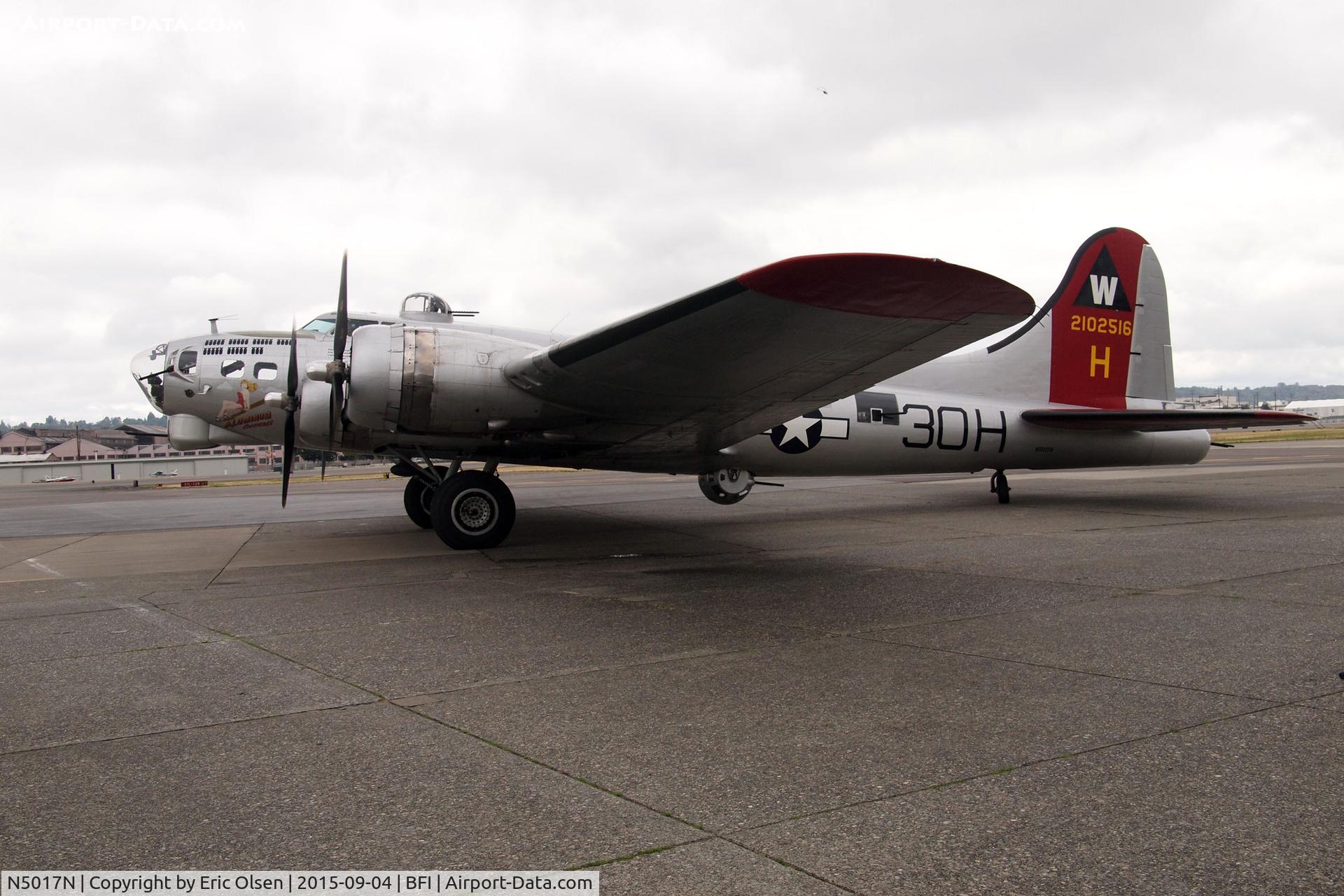 N5017N, 1944 Lockheed/Vega (Boeing) B-17G-105-VE Flying Fortress C/N 8649, Aluminum Overcast taxing out for her second flight of the day.