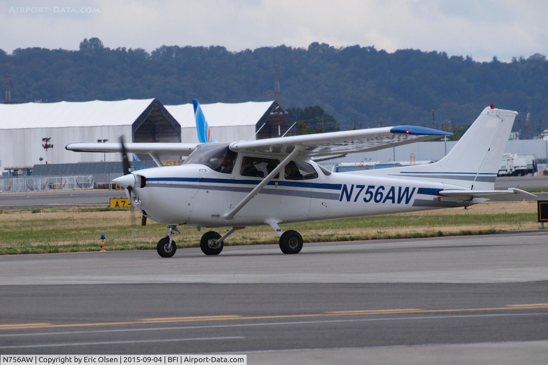 N756AW, 1976 Cessna 172N C/N 17267877, Cessna 172N taxing at Boeing Field