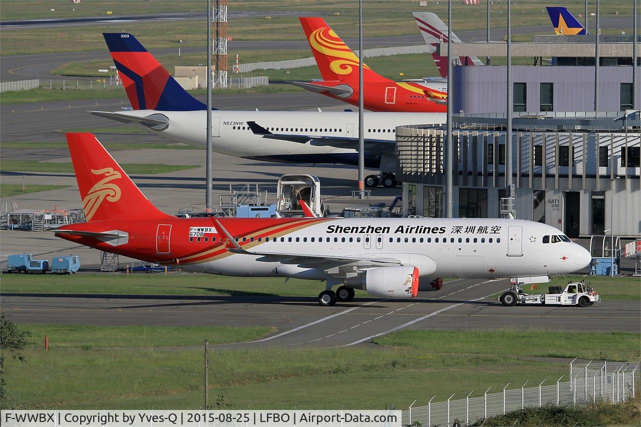 F-WWBX, 2015 Airbus A320-214 C/N 6708, Airbus A320-214, taxiing to Airbus delivery center, Toulouse-Blagnac airport (LFBO-TLS)