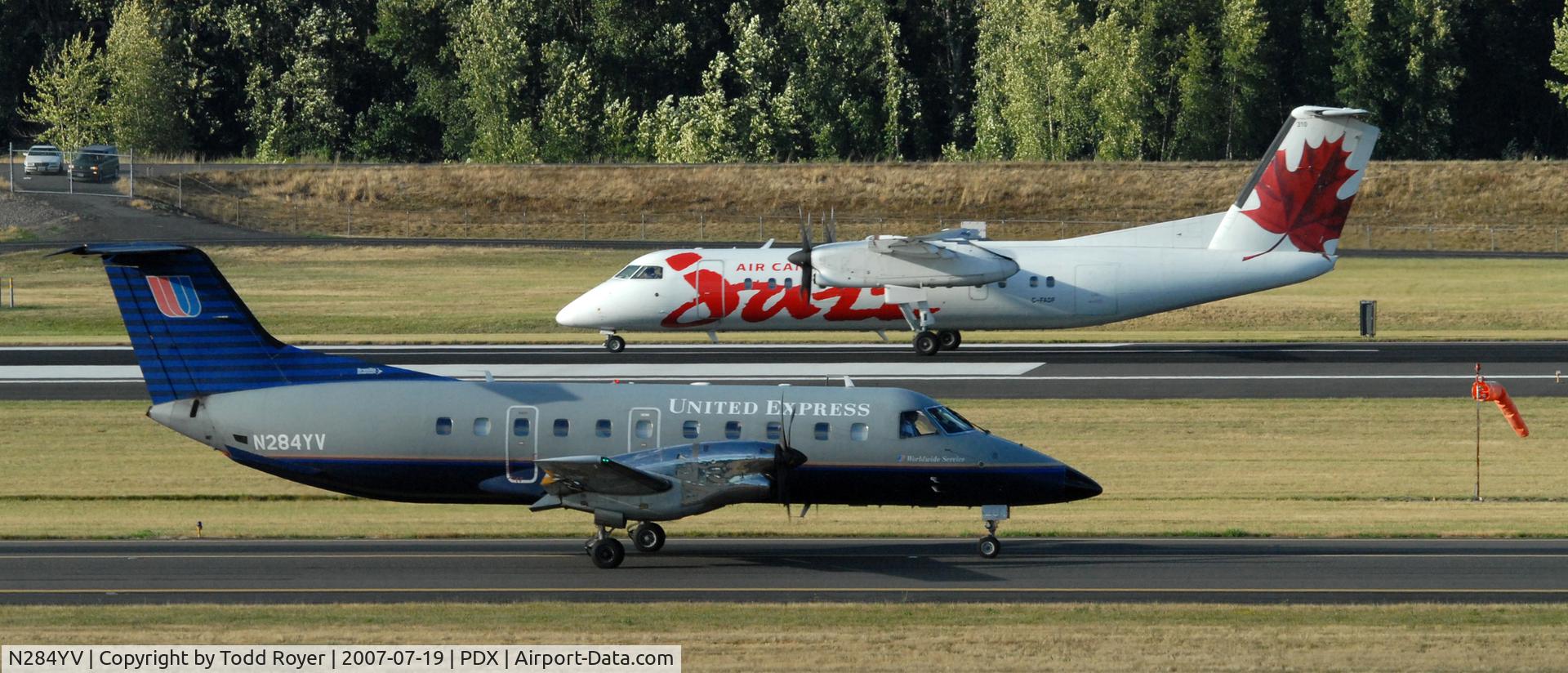 N284YV, 1994 Embraer EMB-120ER Brasilia C/N 120.284, Departures on 28R